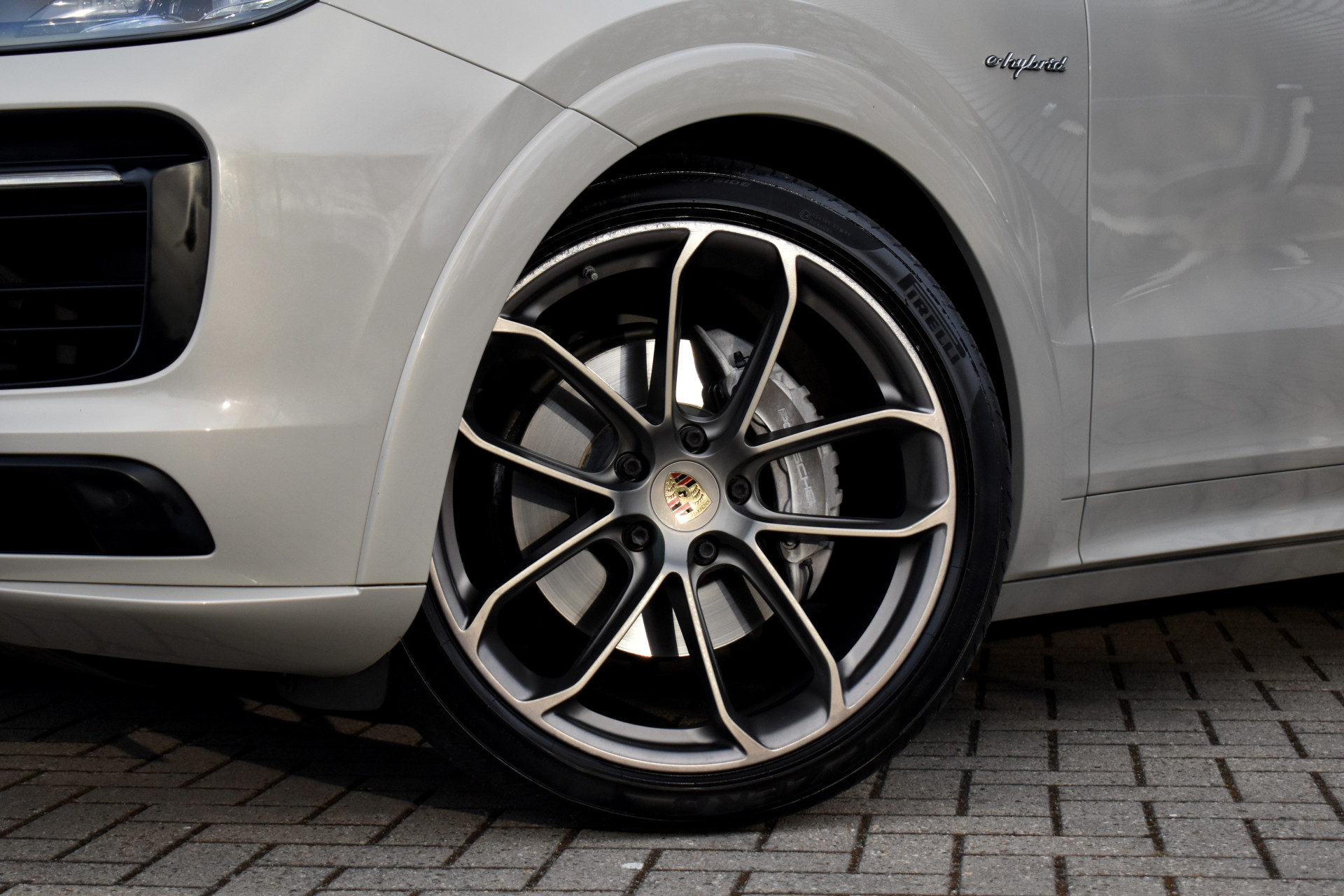 Foto van Porsche Cayenne E-hybrid
