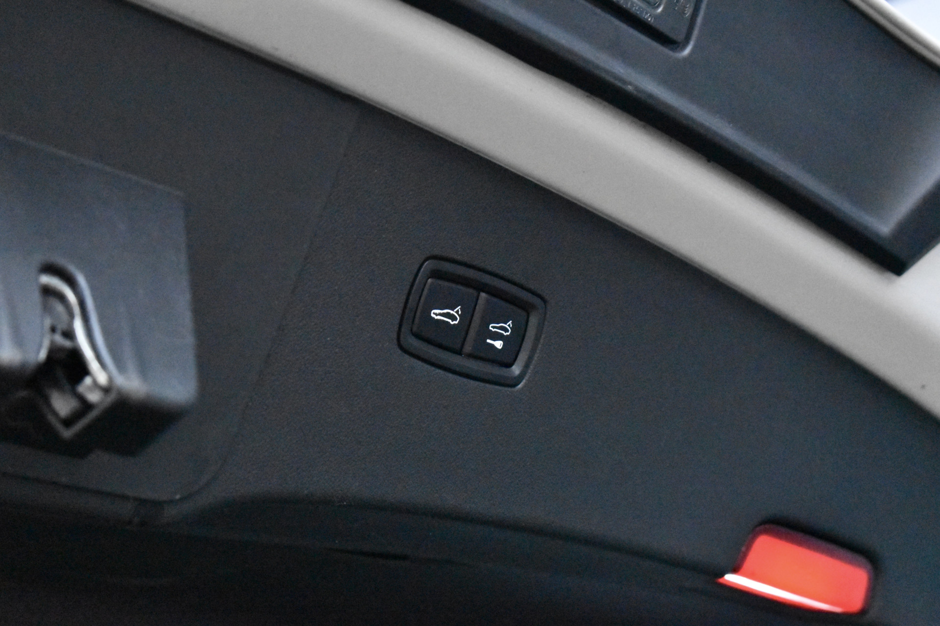 Foto van Porsche Cayenne E-hybrid