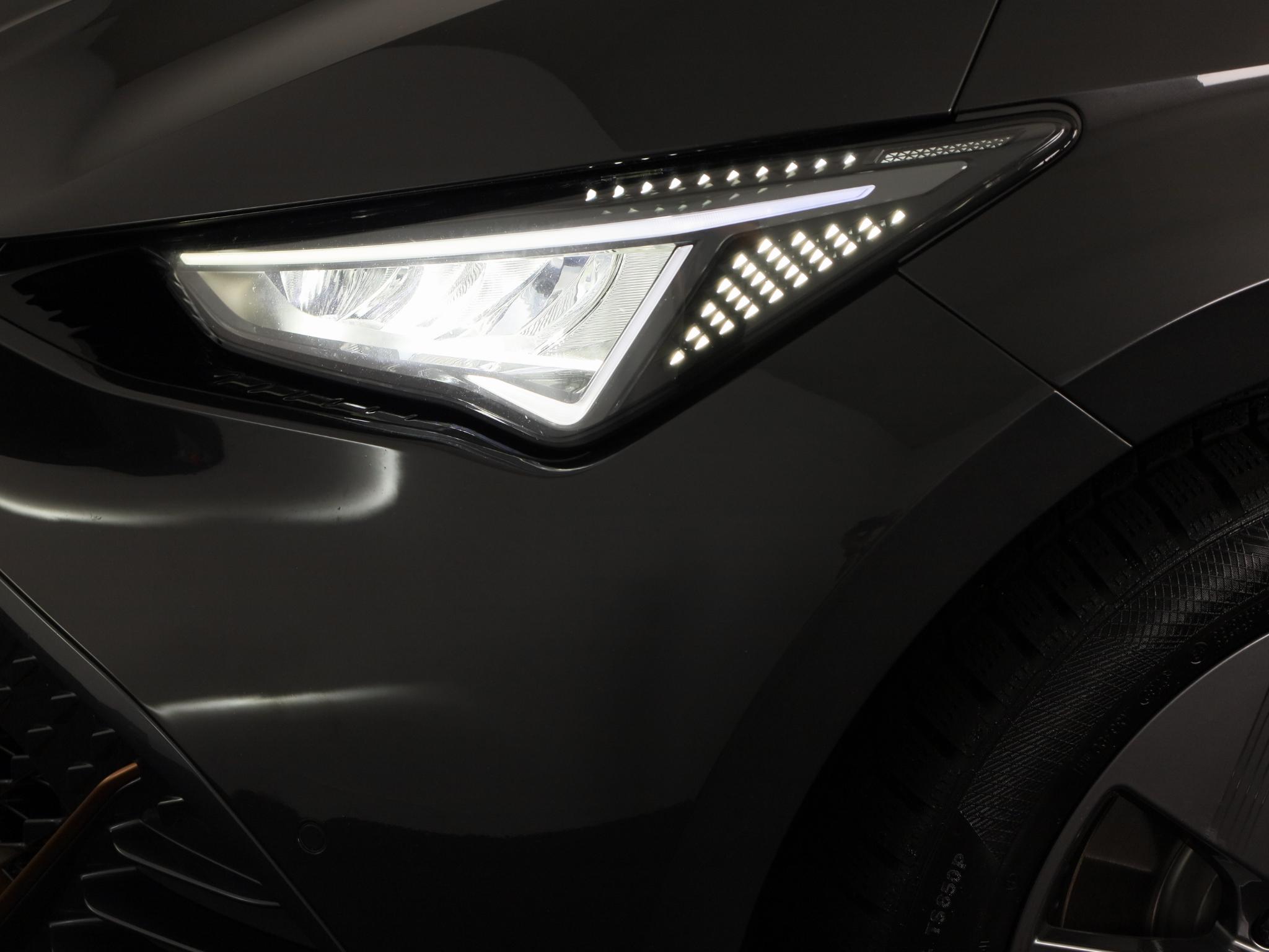 Foto van Cupra Born 150 KW 58/62 KWH