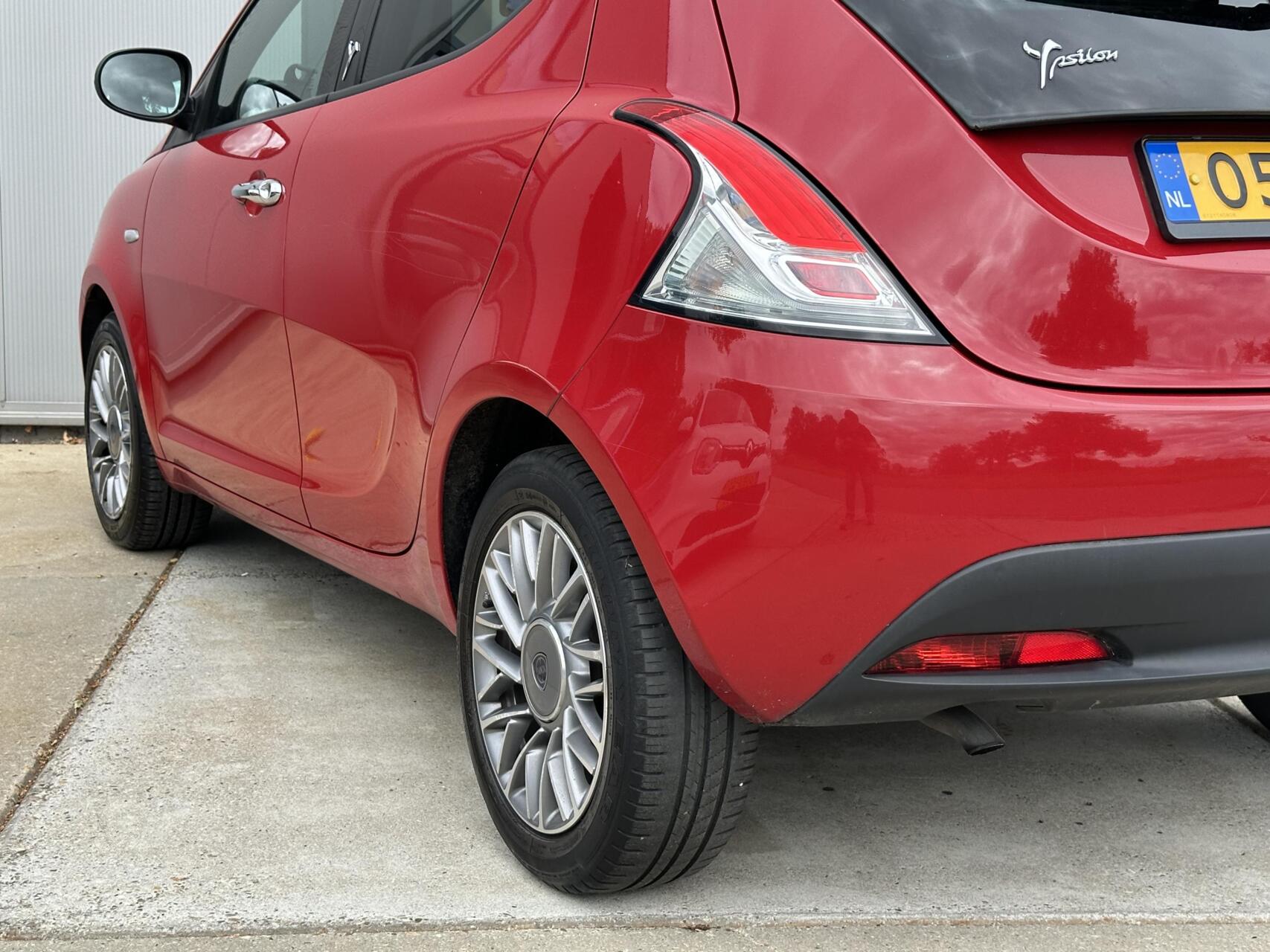 Foto van Lancia Ypsilon