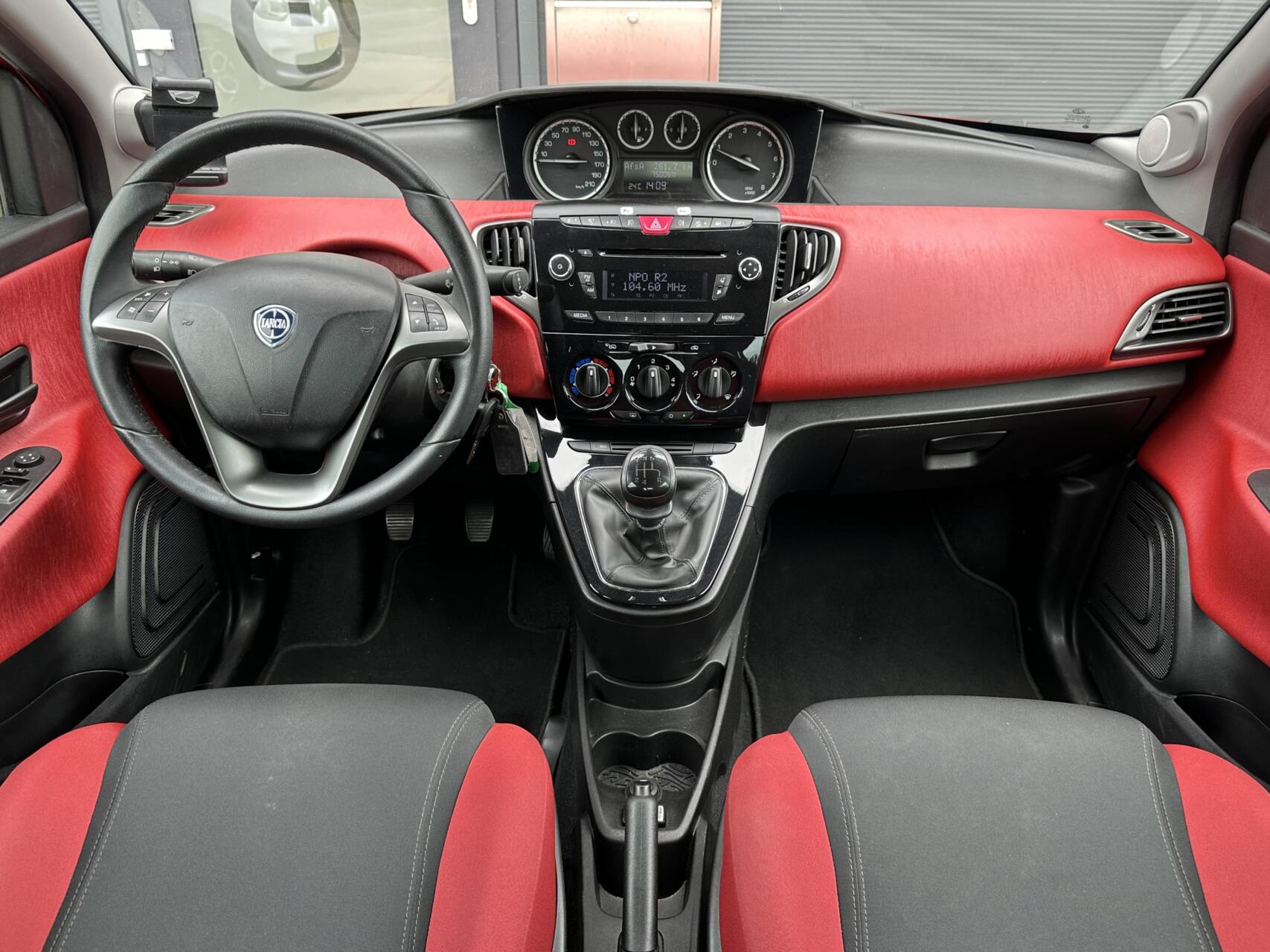 Foto van Lancia Ypsilon