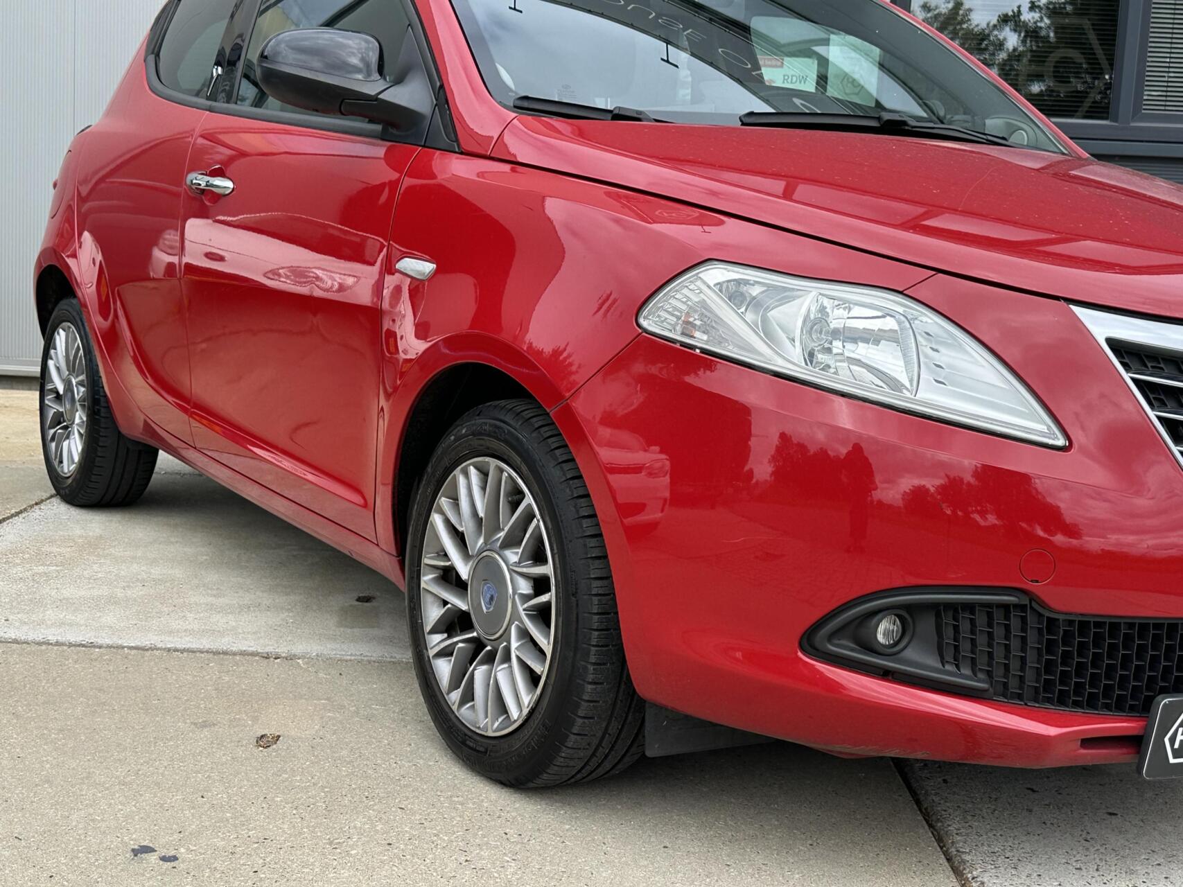 Foto van Lancia Ypsilon