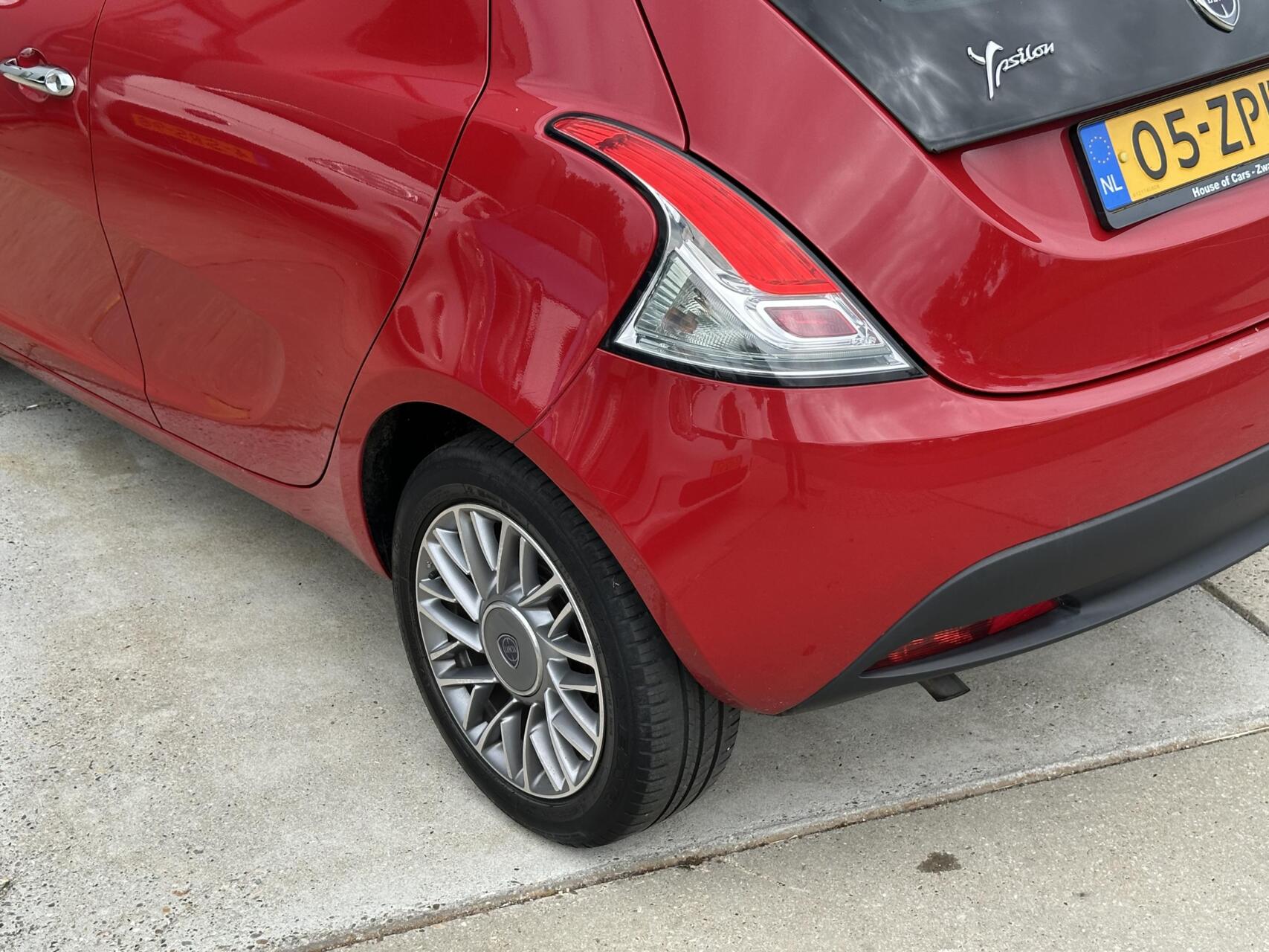 Foto van Lancia Ypsilon