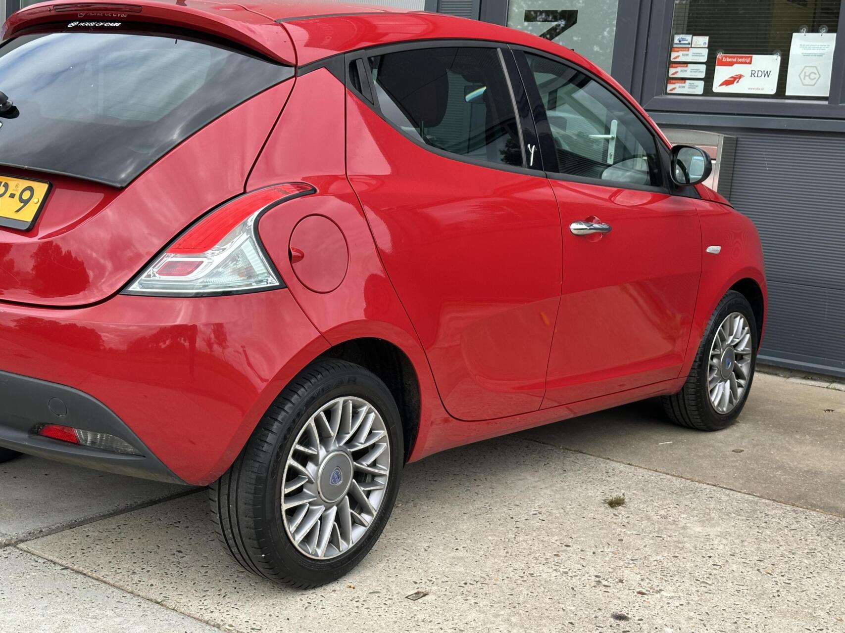 Foto van Lancia Ypsilon