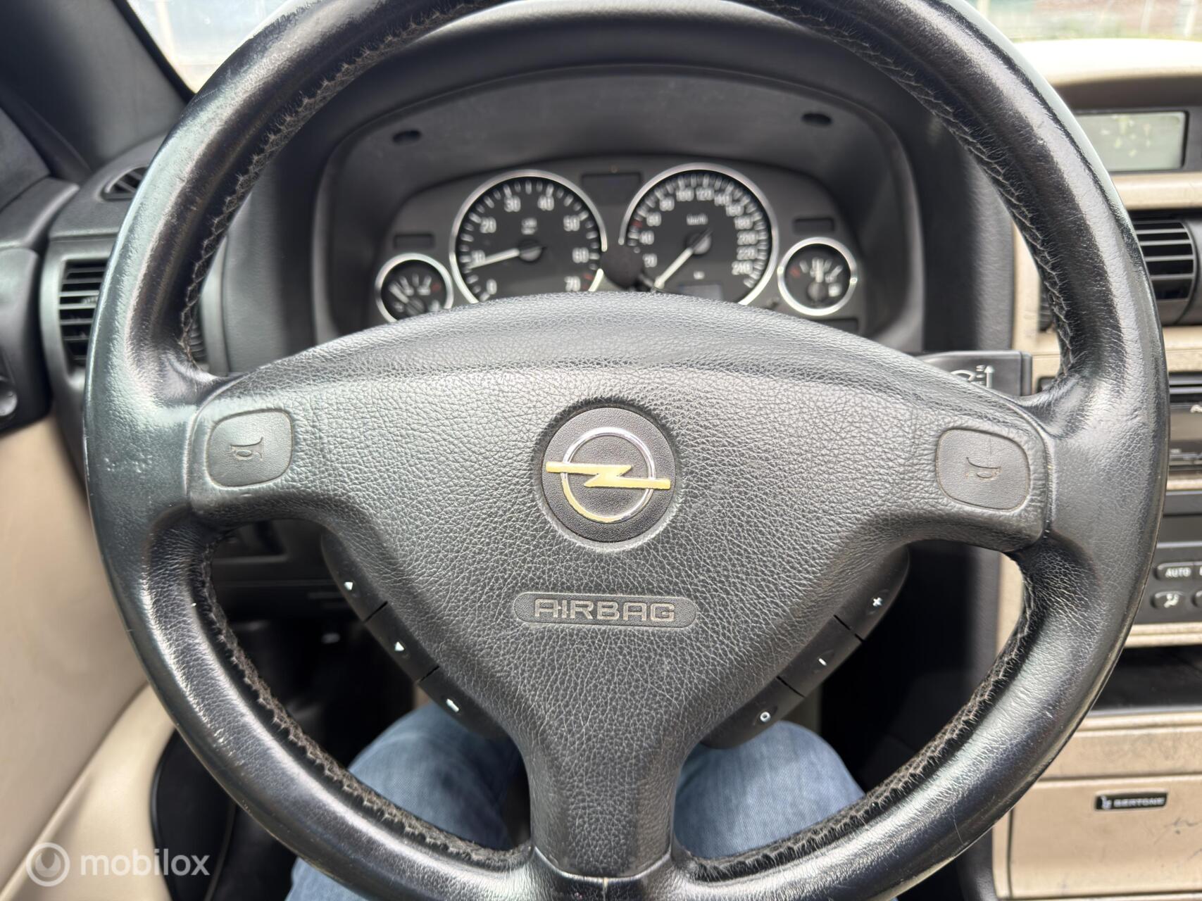 Foto van Opel Astra-g-cabrio
