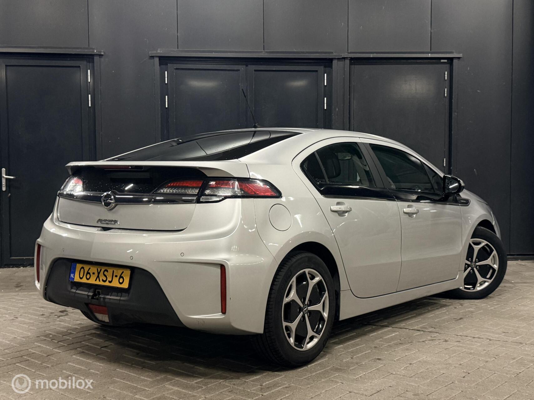 Foto van Opel Ampera