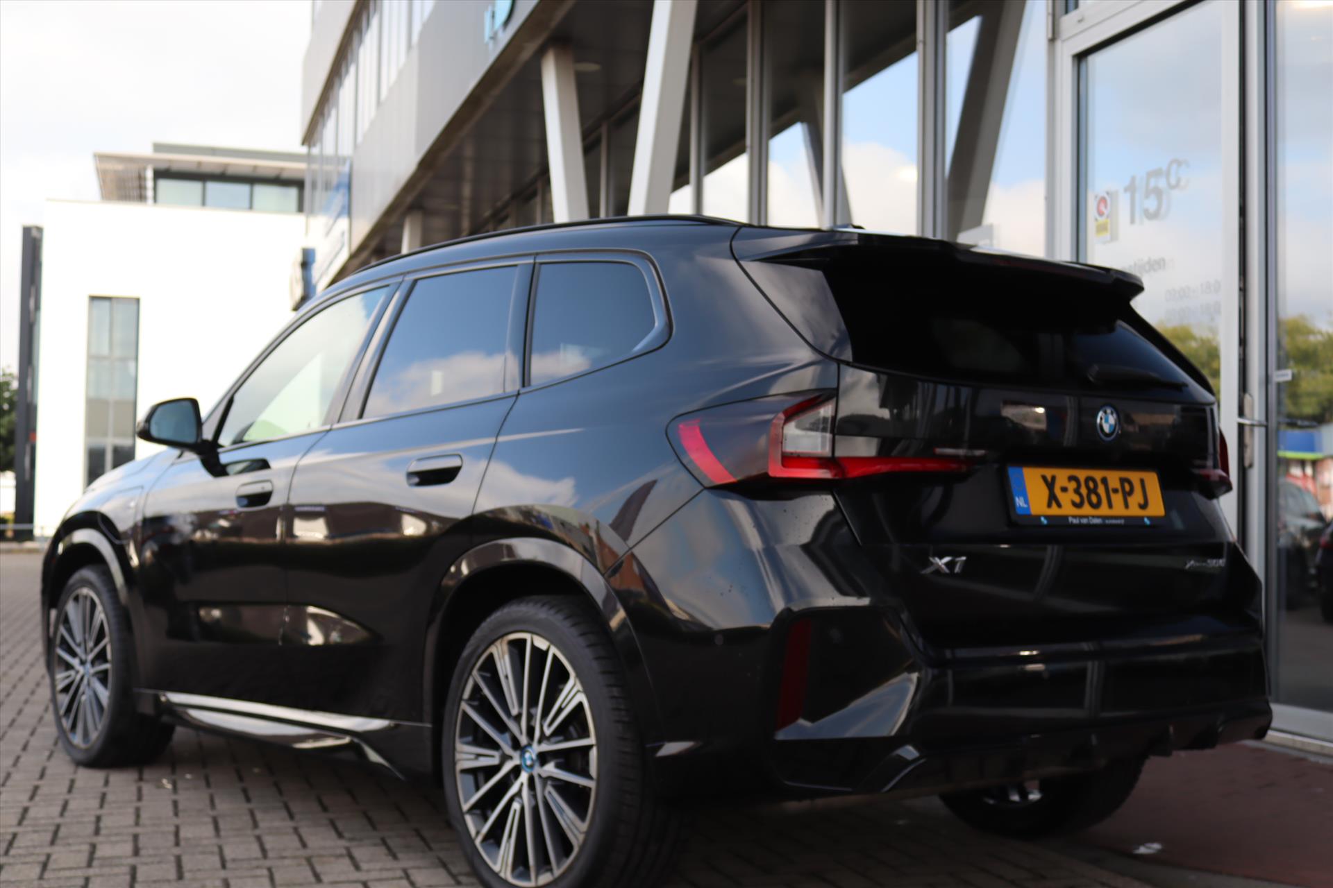 Foto van BMW X1 Xdrive30e