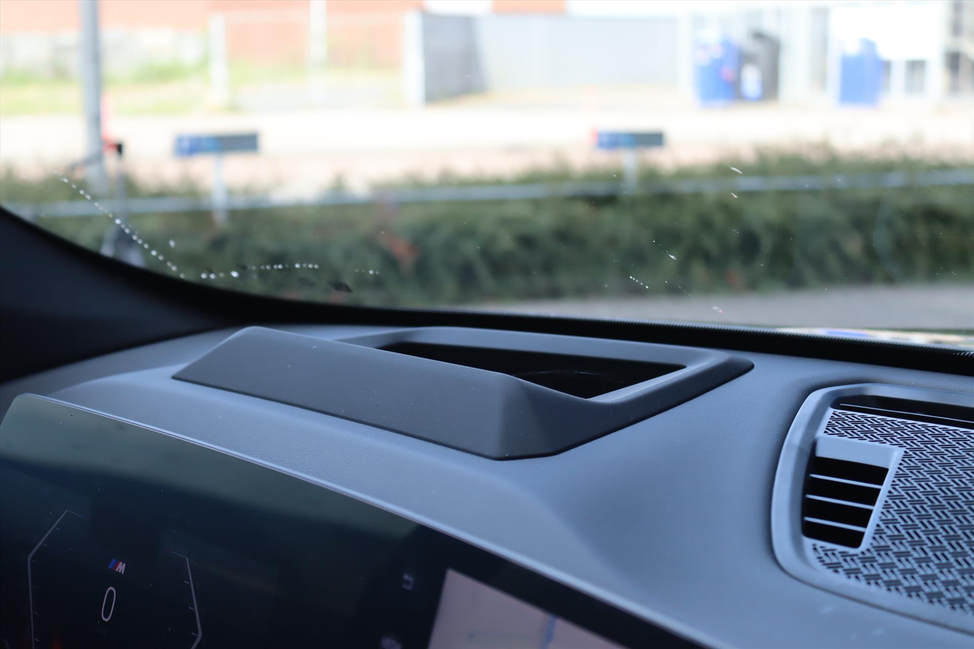 Foto van BMW X1 Xdrive30e