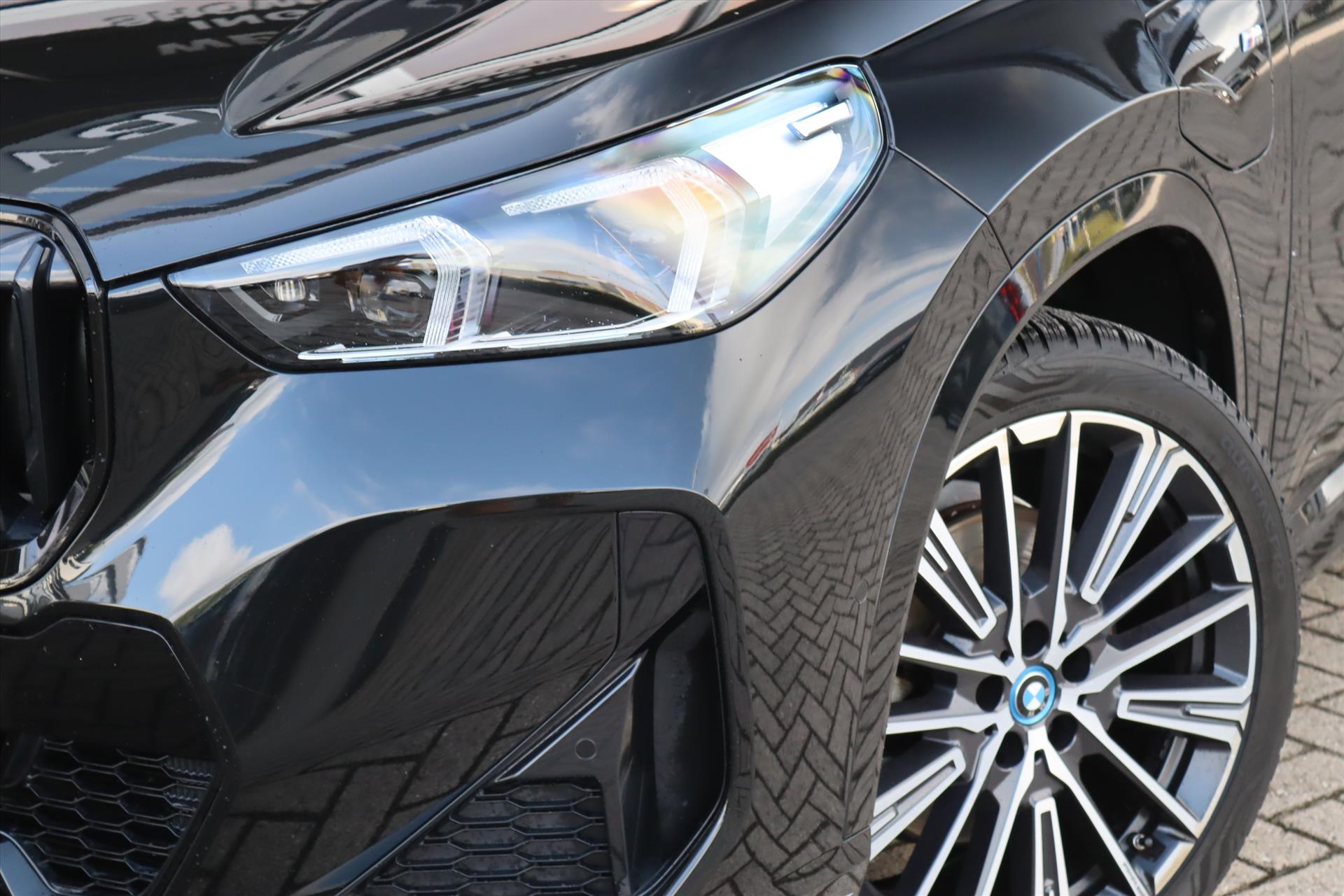 Foto van BMW X1 Xdrive30e