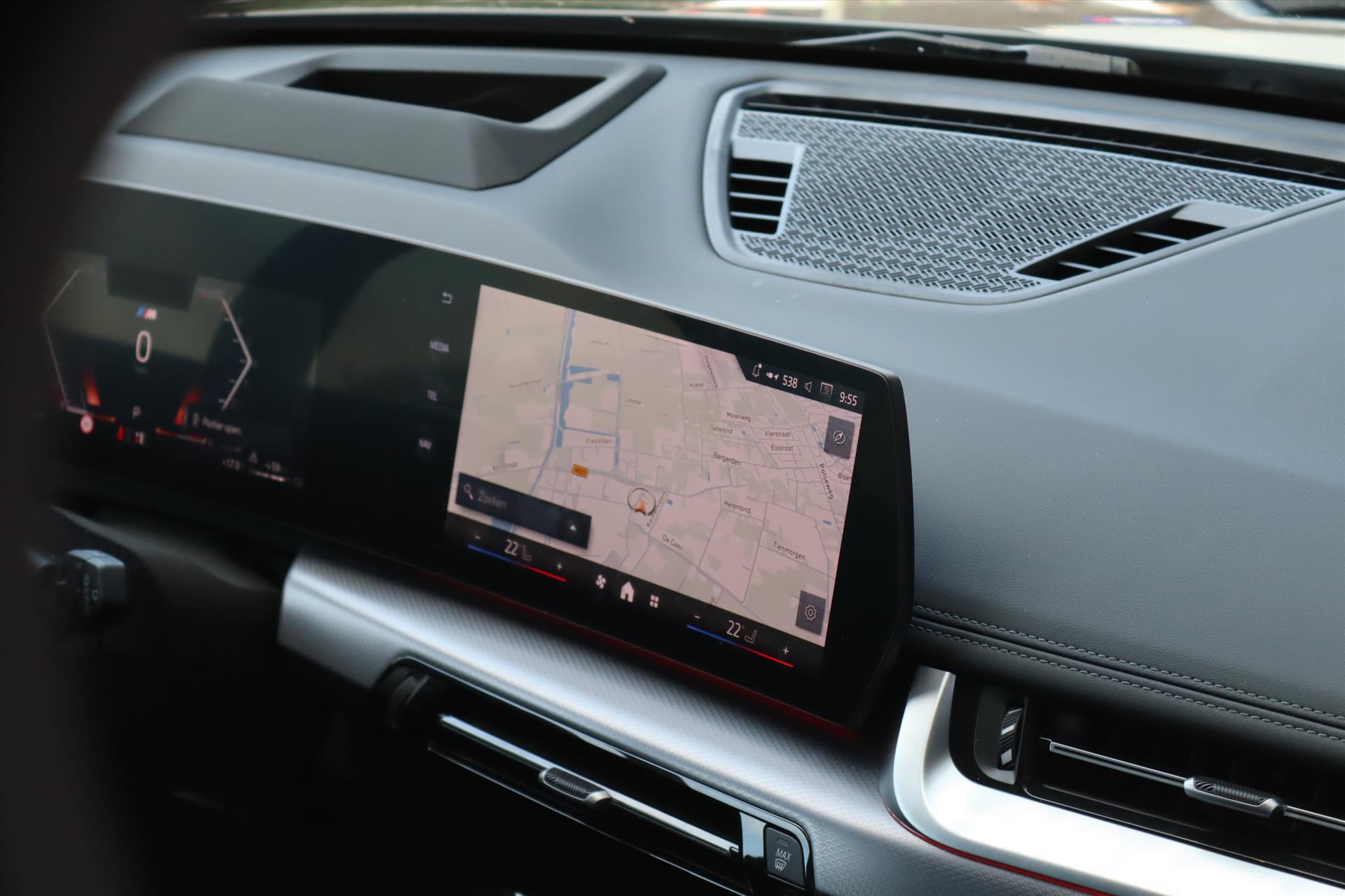 Foto van BMW X1 Xdrive30e