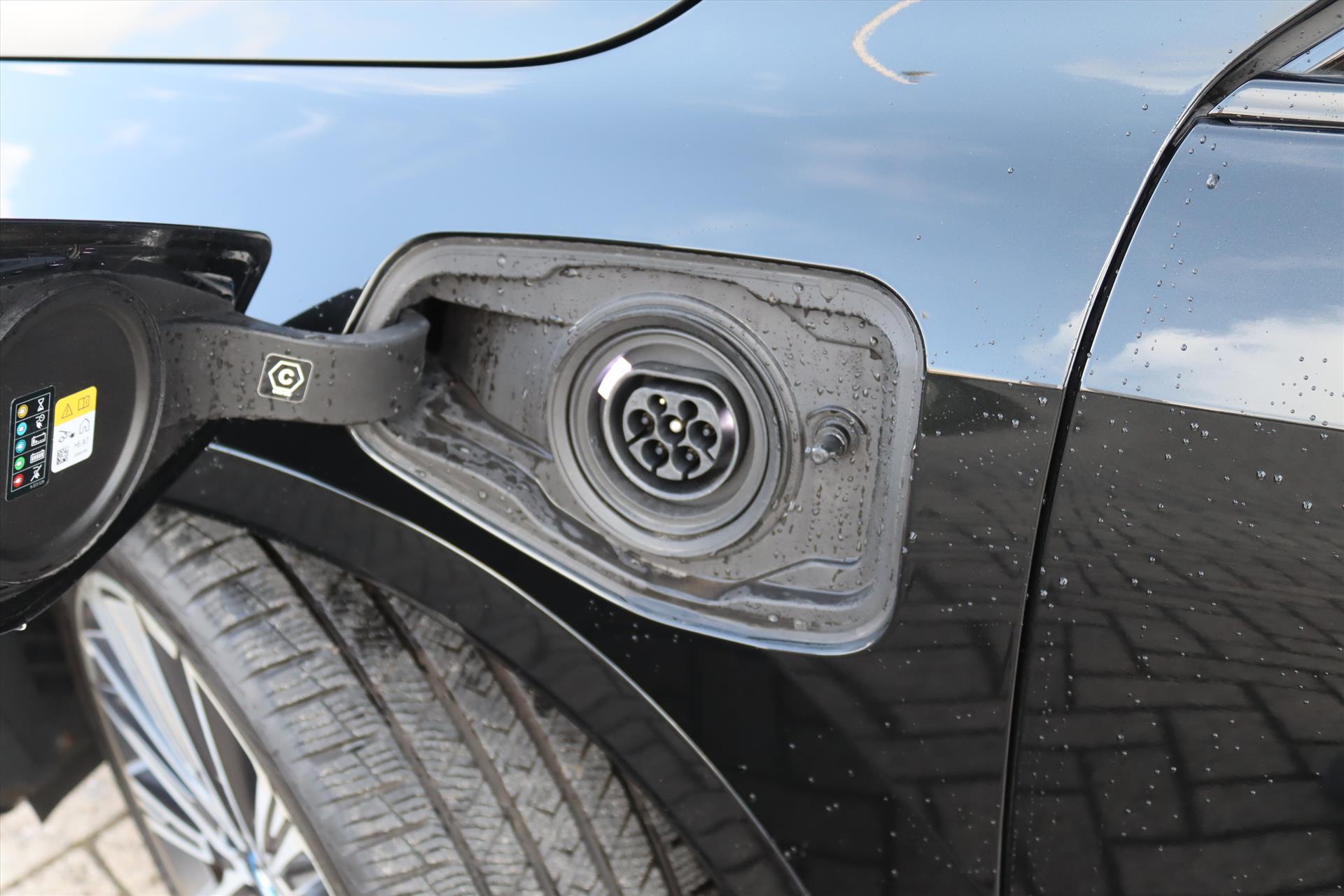 Foto van BMW X1 Xdrive30e