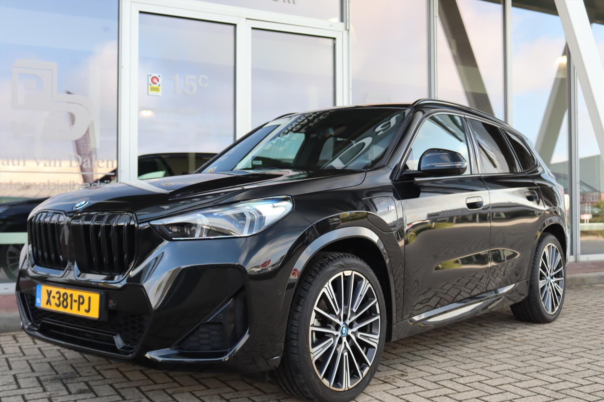 Foto van BMW X1 Xdrive30e