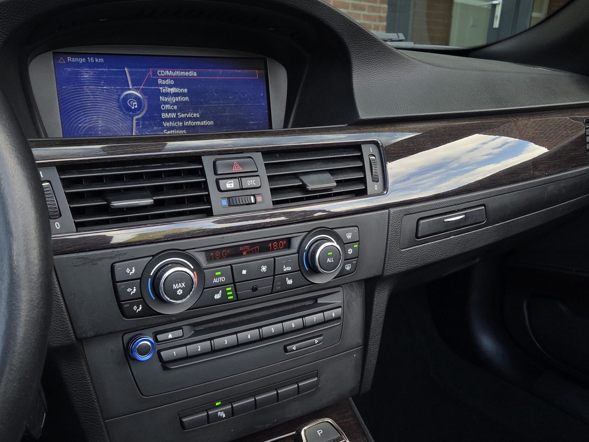 Foto van BMW 328i