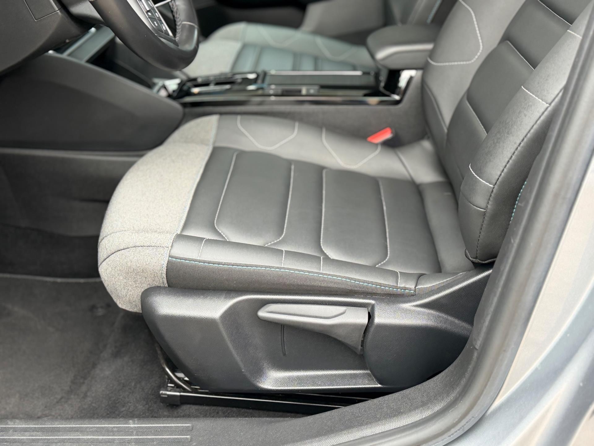 Foto van Citroen E-c4