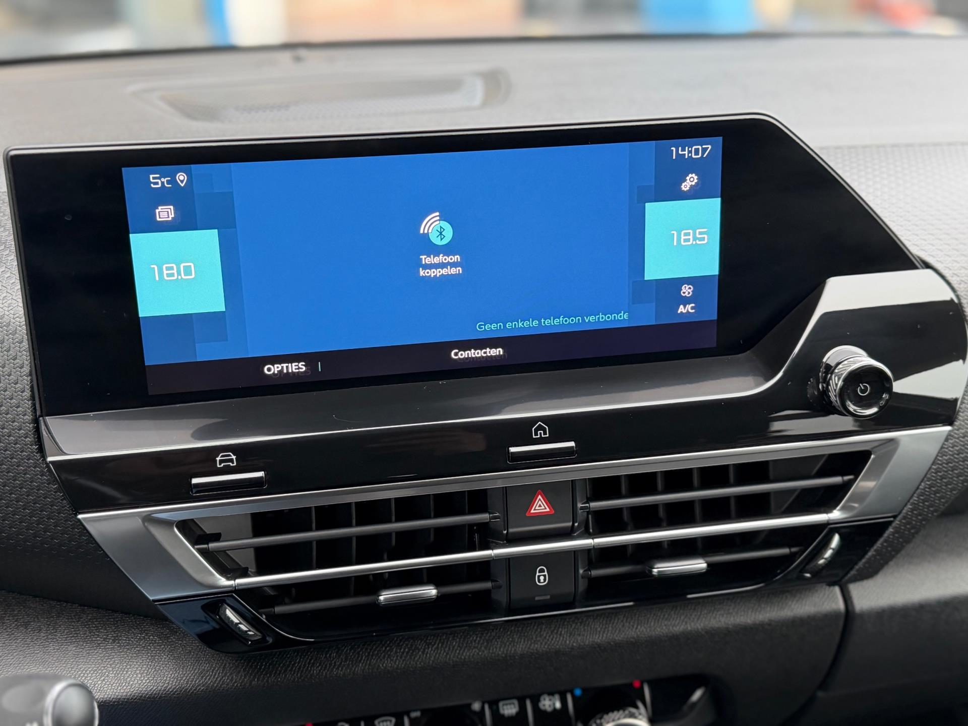 Foto van Citroen E-c4