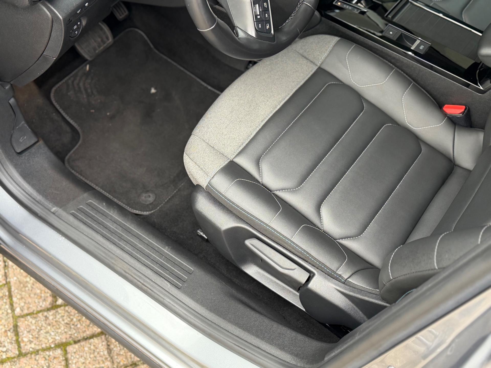 Foto van Citroen E-c4