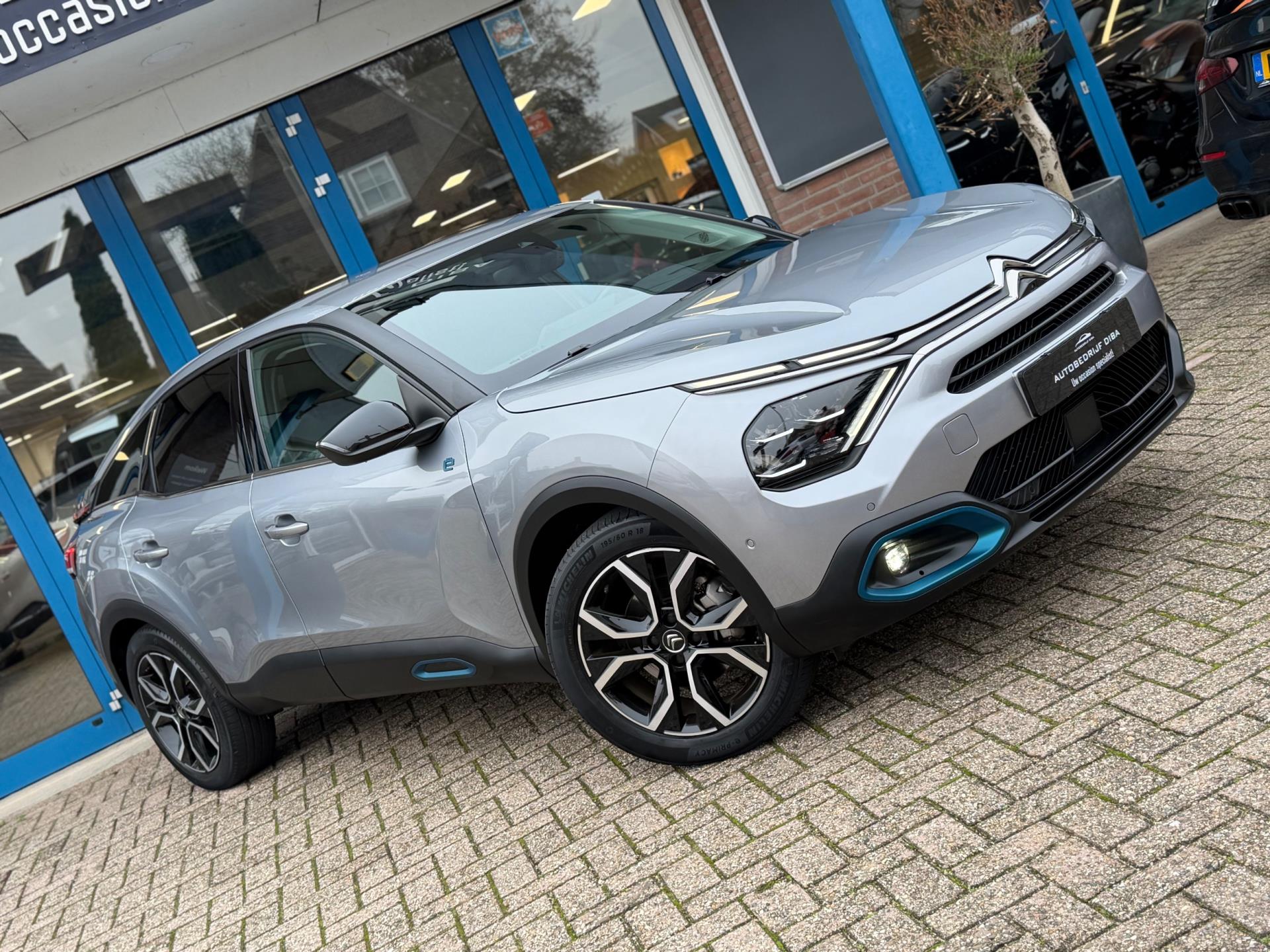 Foto van Citroen E-c4
