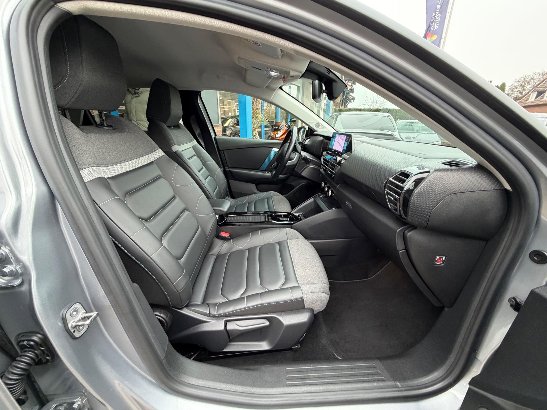 Foto van Citroen E-c4