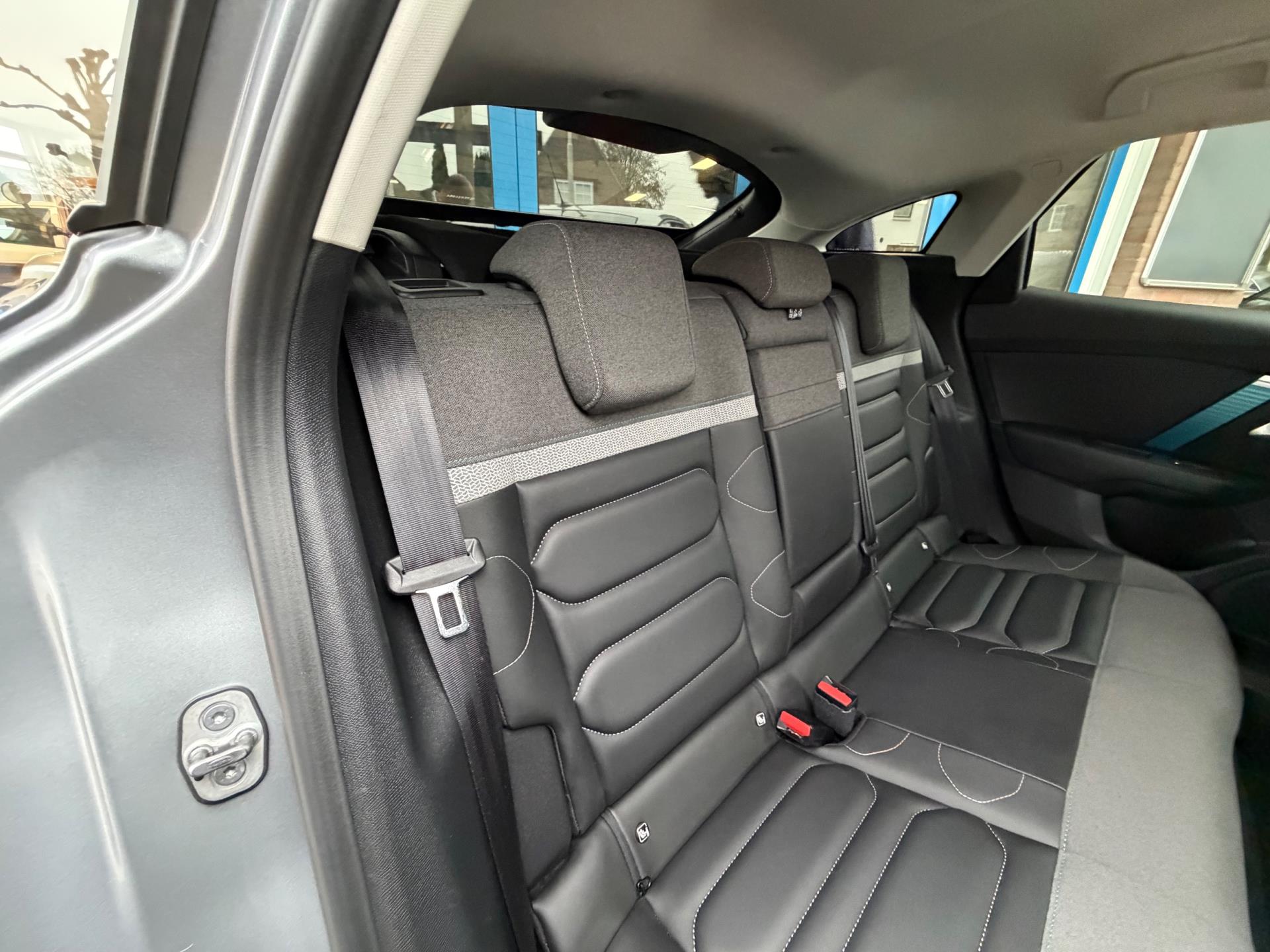 Foto van Citroen E-c4