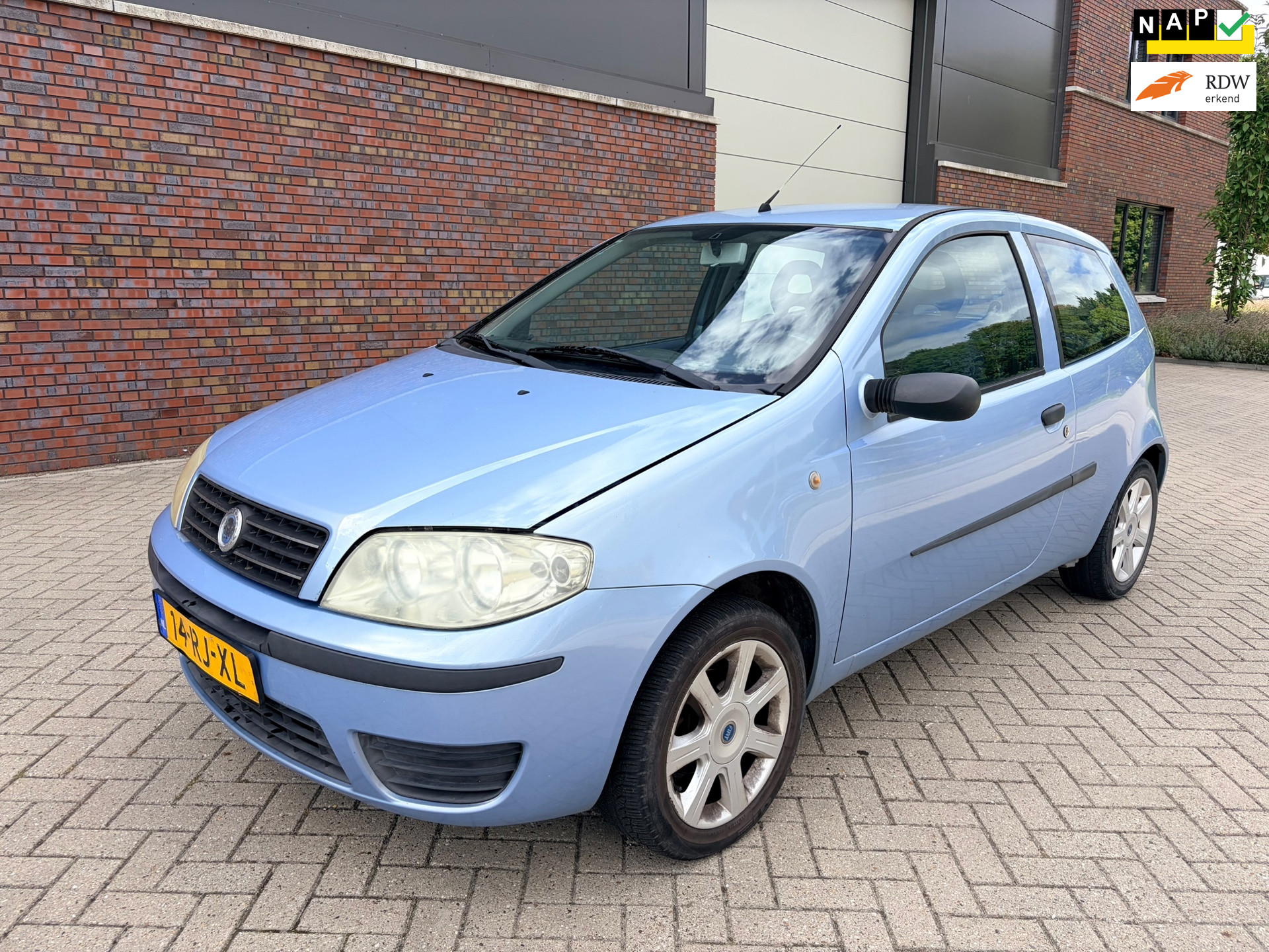 Fiat Fiat Punto 1.2 Young Airco Nap 2005 - voorkant
