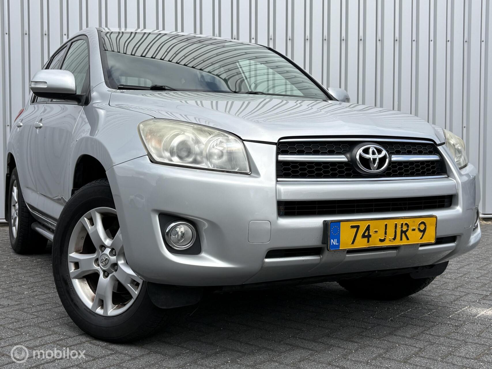 Toyota Toyota Rav4 2.2 D-4D 4WD Executive Business | Airco | Navi | 2009 | Euro 5 | Trekhaak | 2009 - voorkant