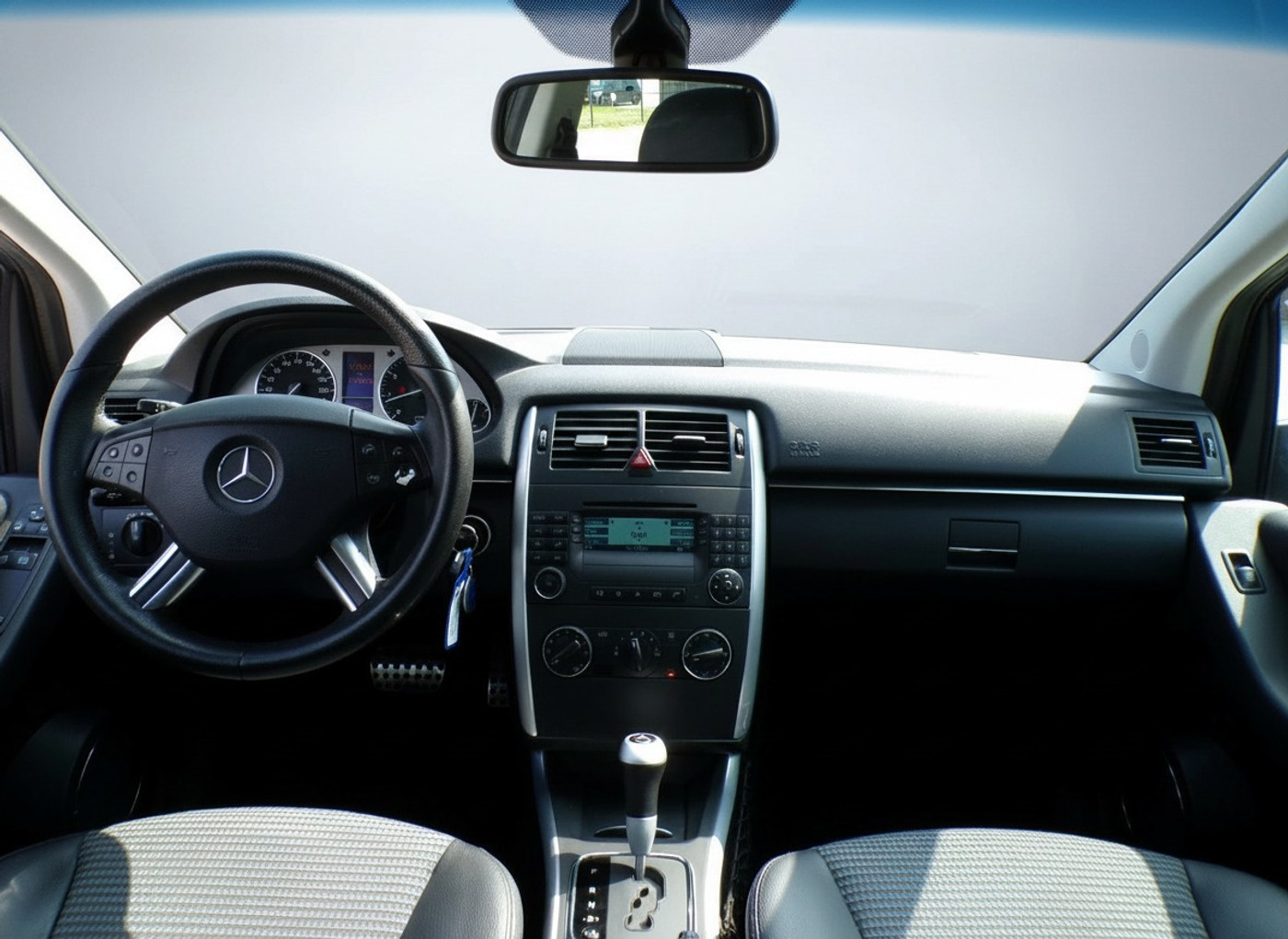 Foto van Mercedes-Benz B 170