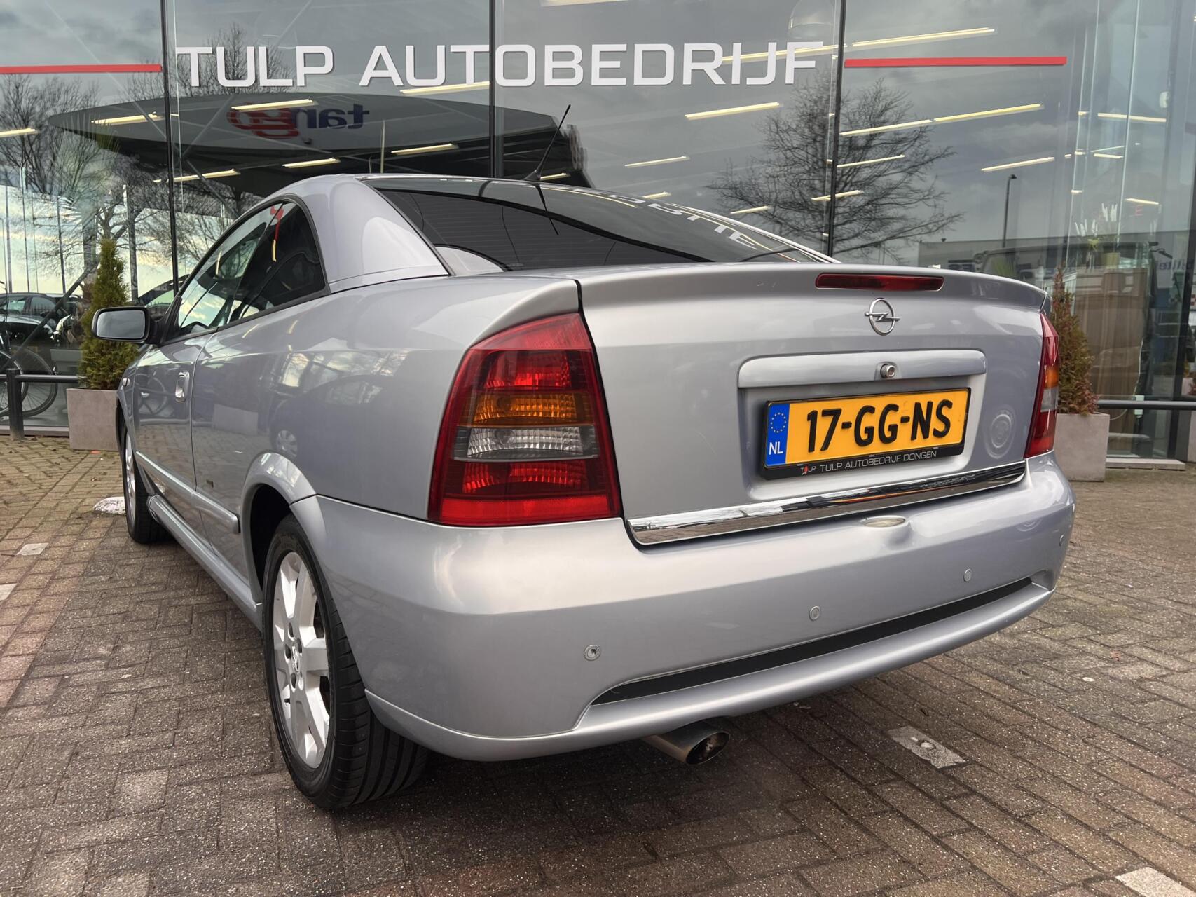 Foto van Opel Astra-g-coupe