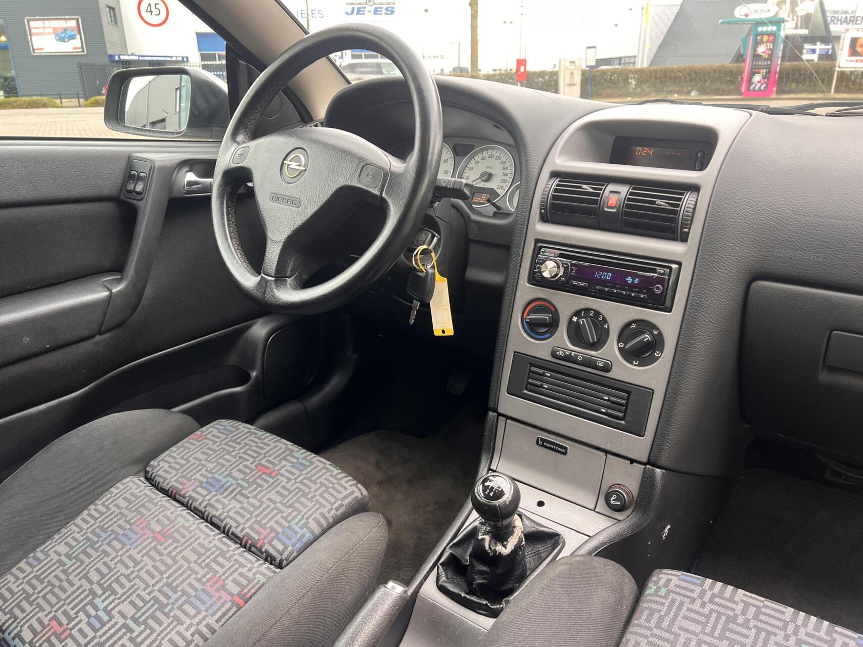 Foto van Opel Astra-g-coupe