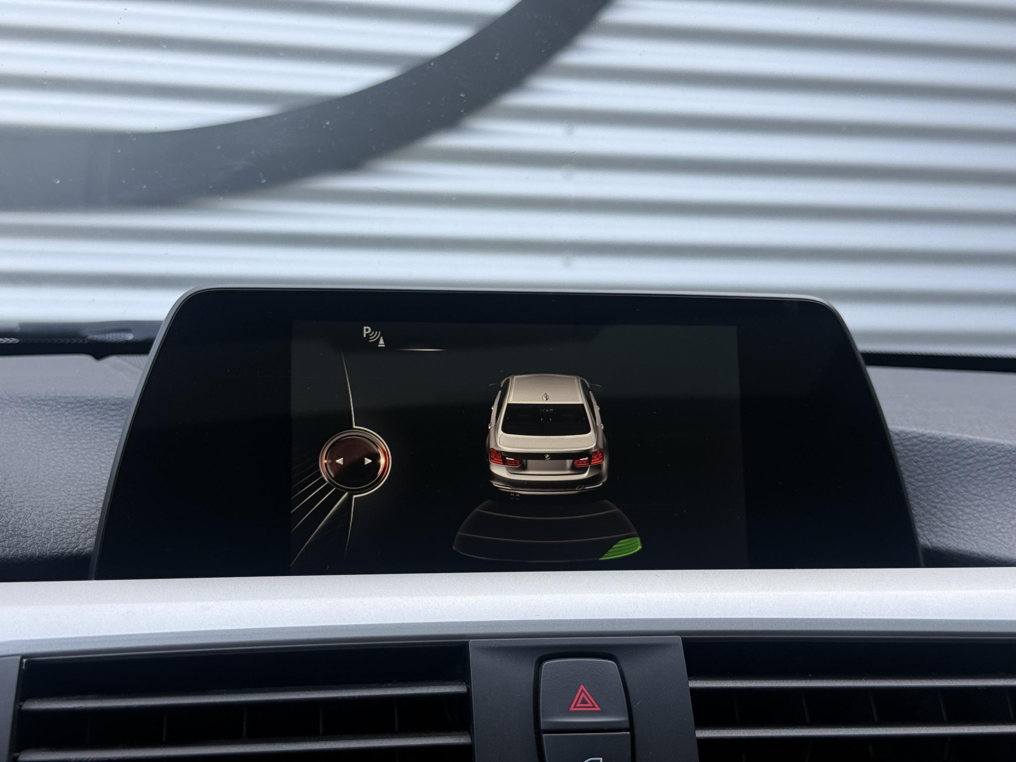 Foto van BMW 330e Iperformance