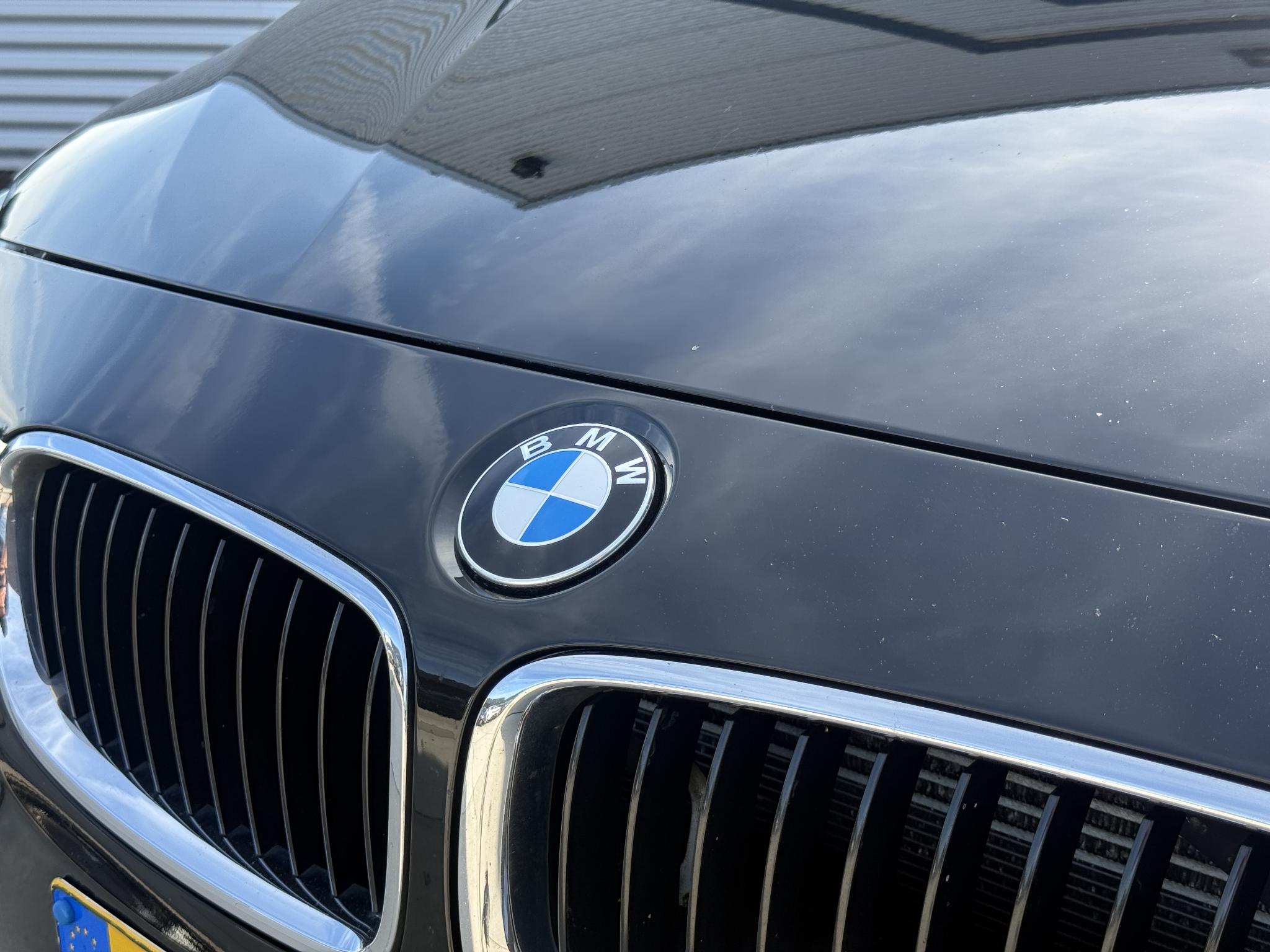 Foto van BMW 330e Iperformance