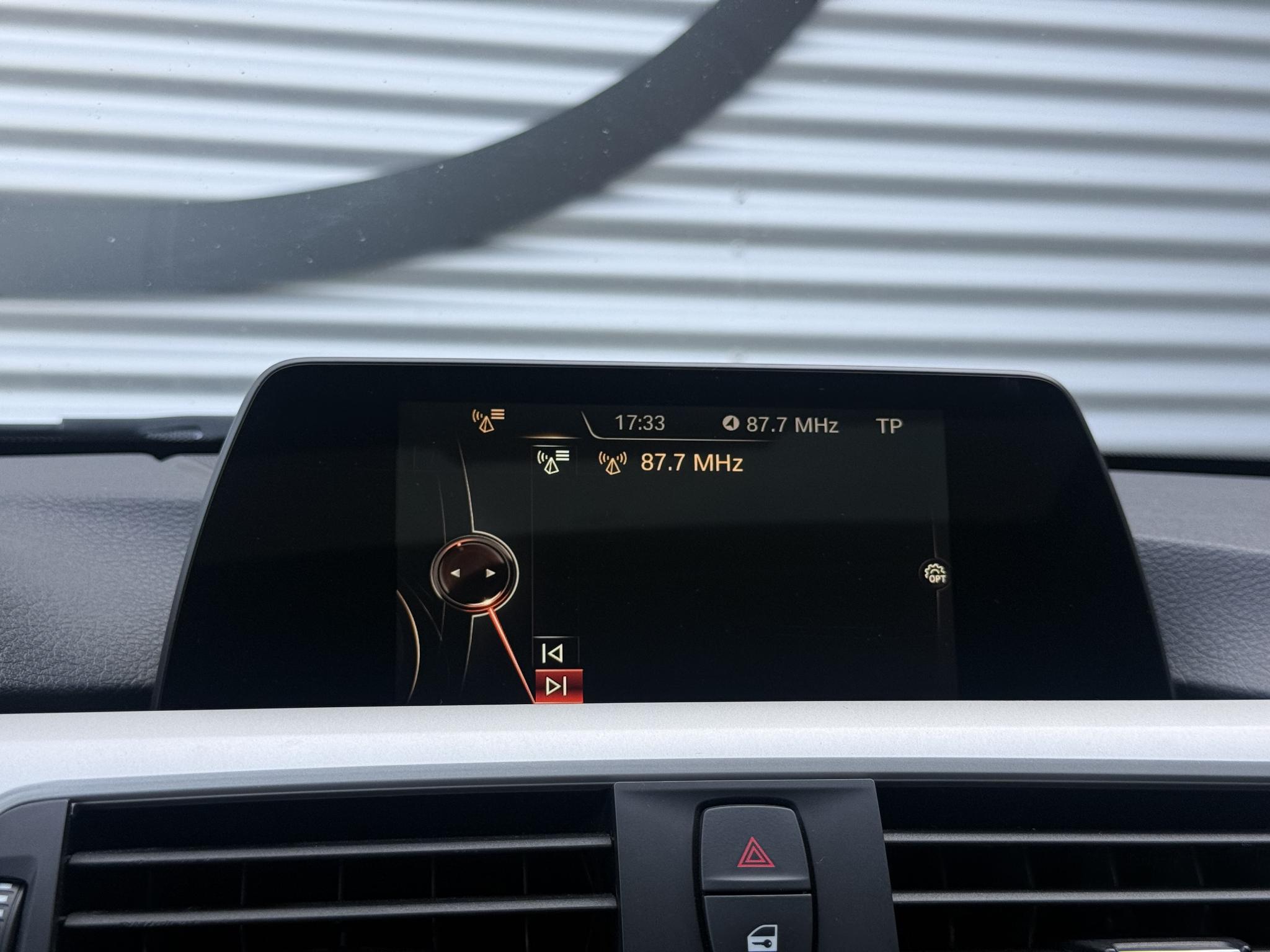 Foto van BMW 330e Iperformance