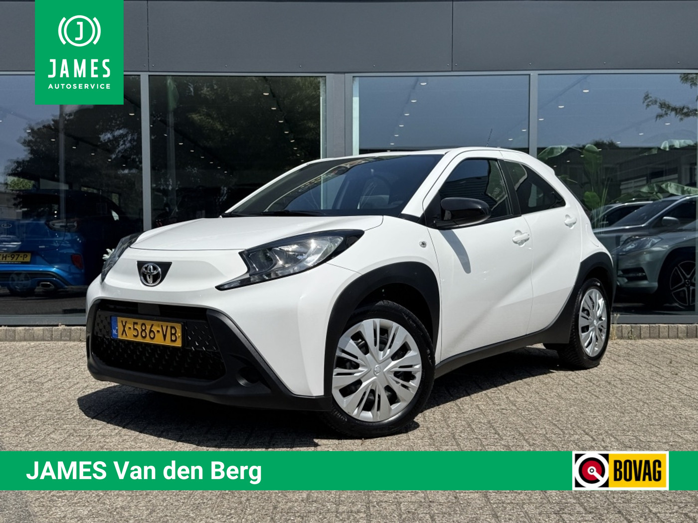 Toyota Aygo X 1.0 VVT-i MT Play 2024 - voorkant