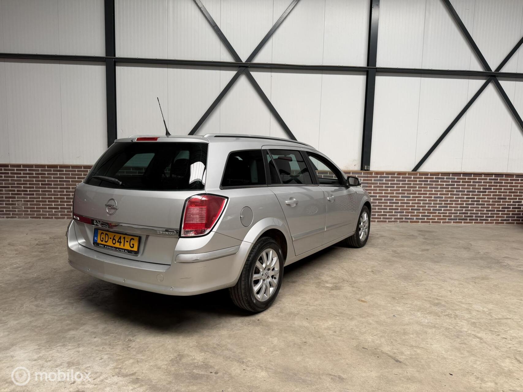Foto van Opel Astra Station Wagon