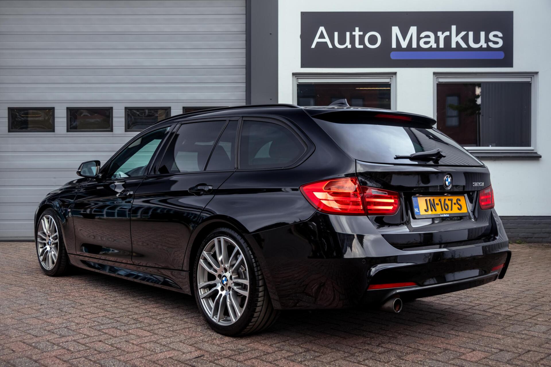 Foto van BMW 320i