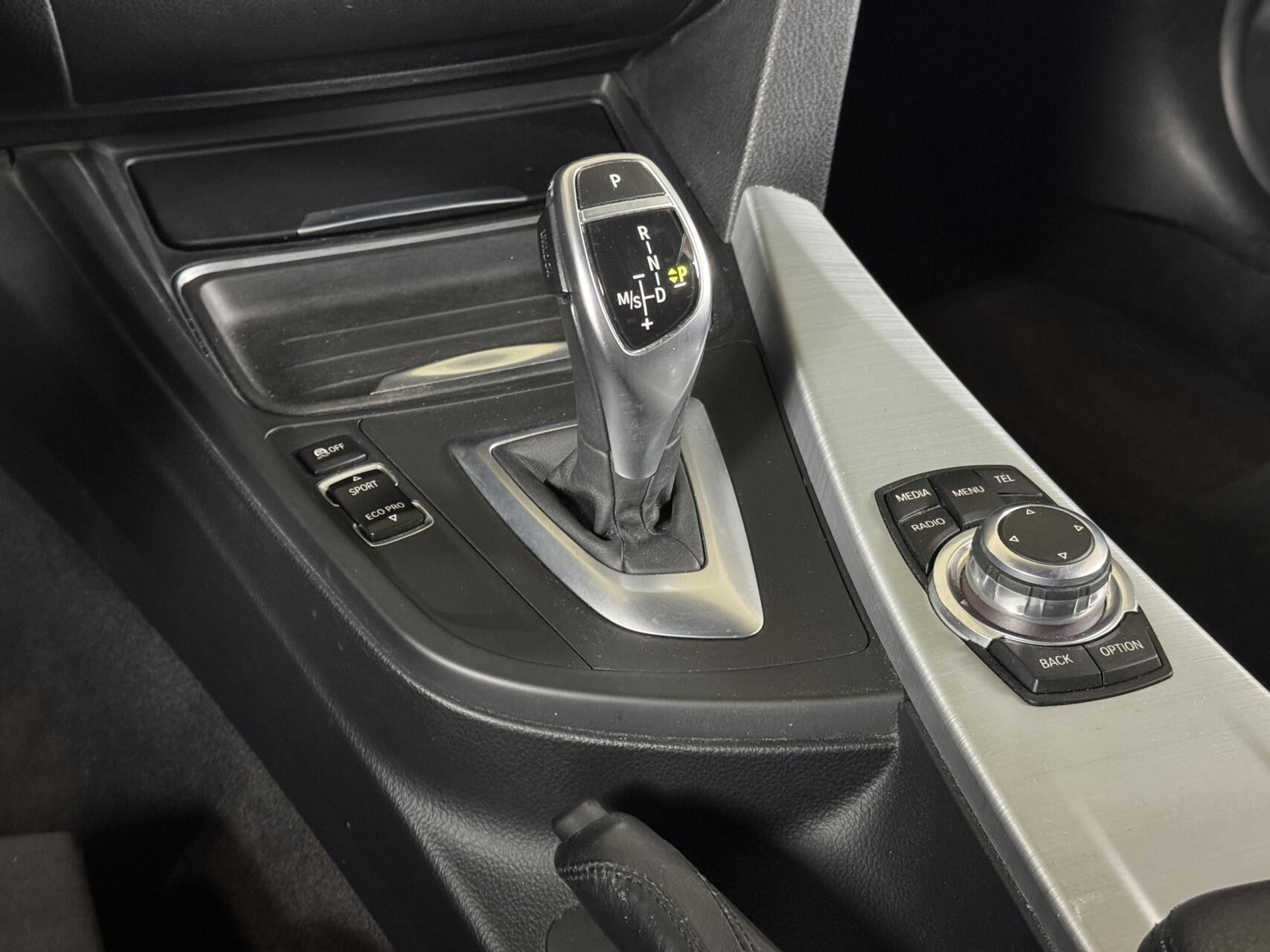 Foto van BMW 320i