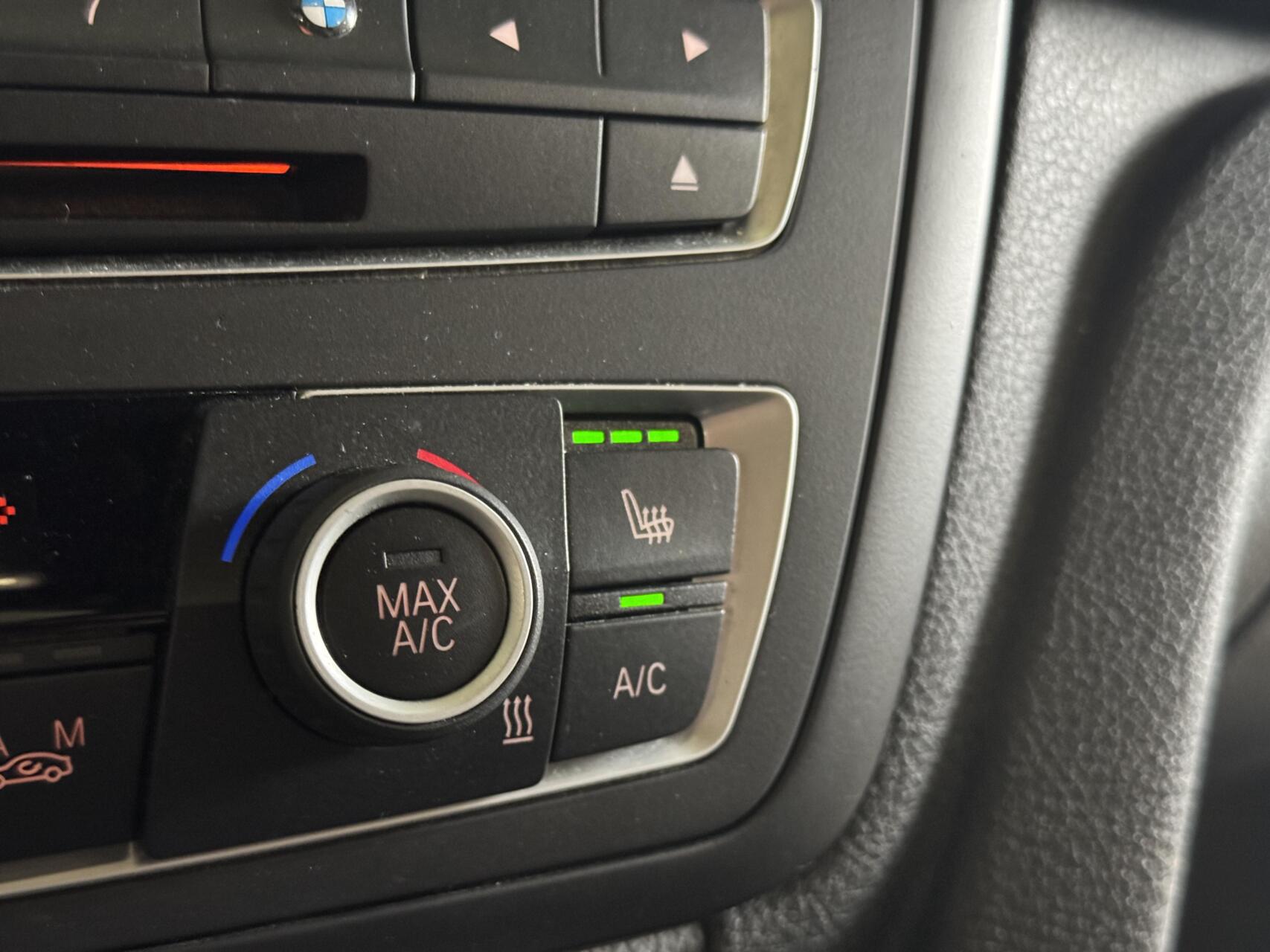 Foto van BMW 320i