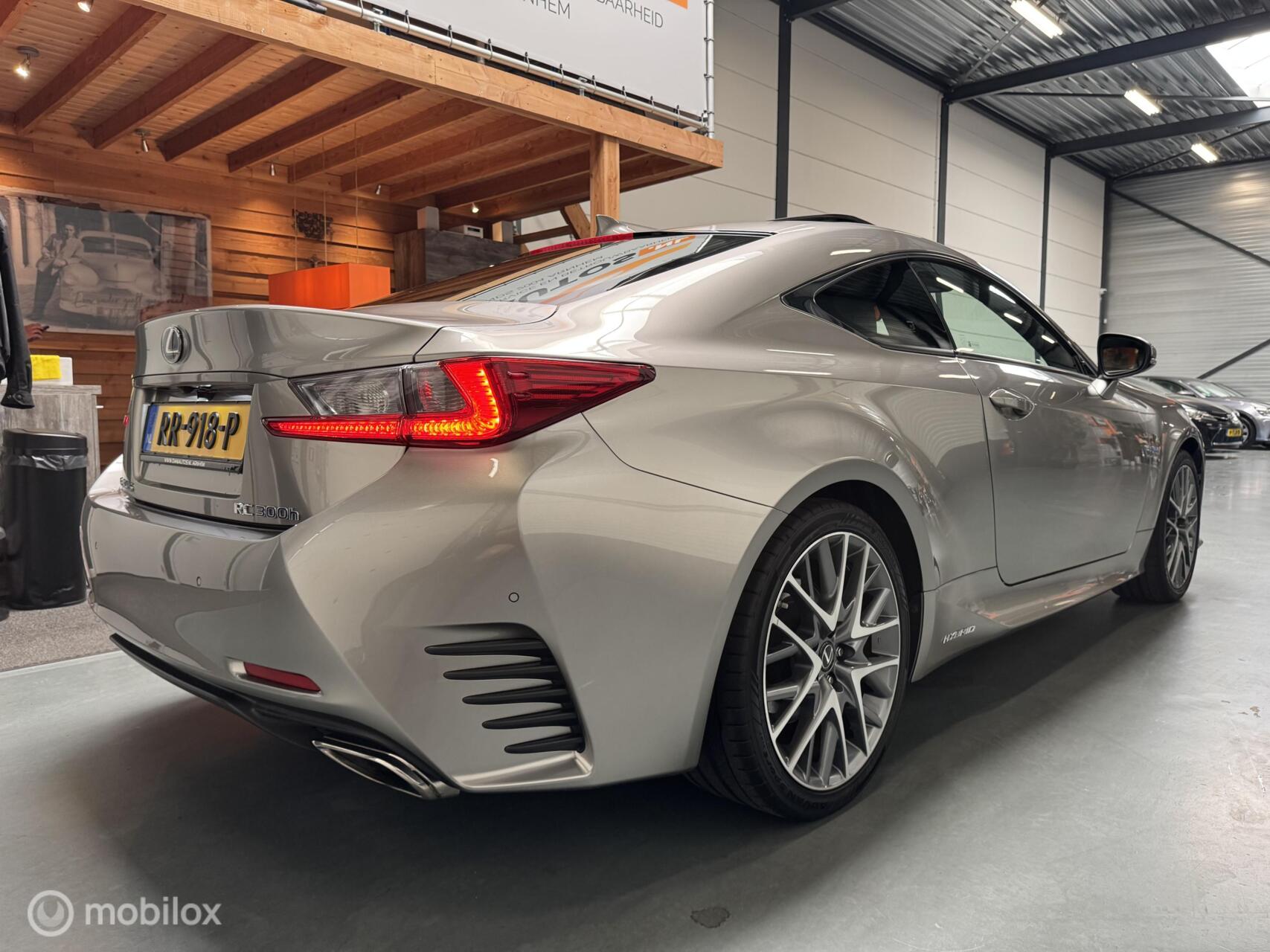 Foto van Lexus Lexus Rc300h