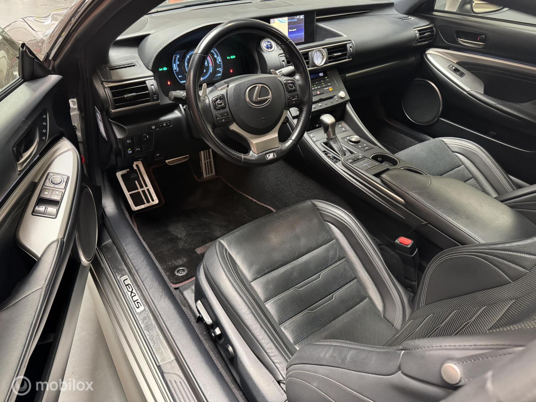 Foto van Lexus Lexus Rc300h