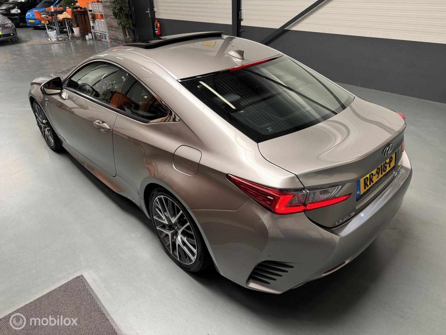 Foto van Lexus Lexus Rc300h