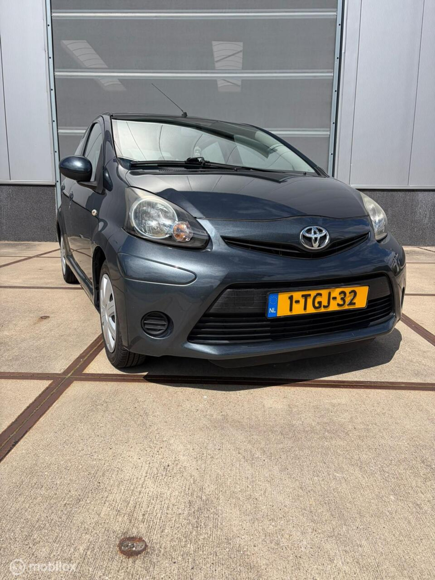 Toyota Toyota Aygo 1.0 VVT-i Aspiration 2013 - voorkant