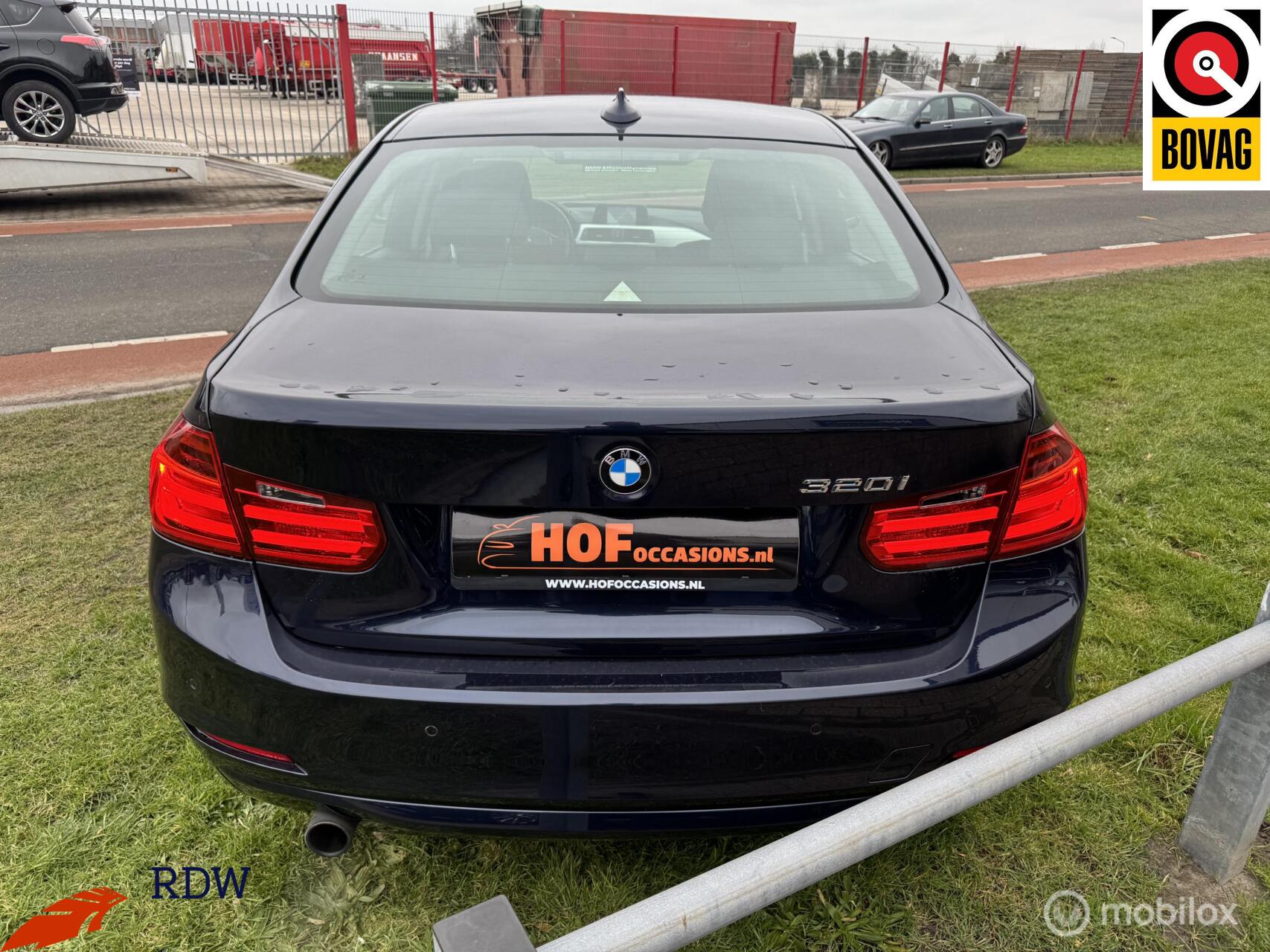 Foto van BMW 320i