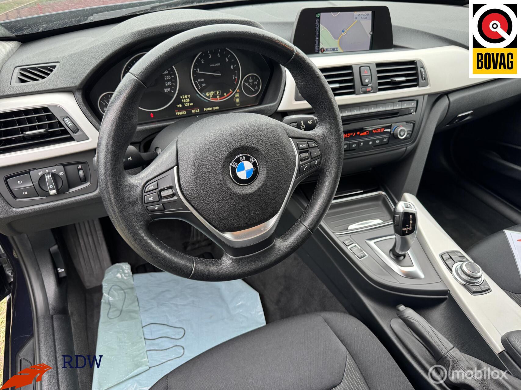 Foto van BMW 320i