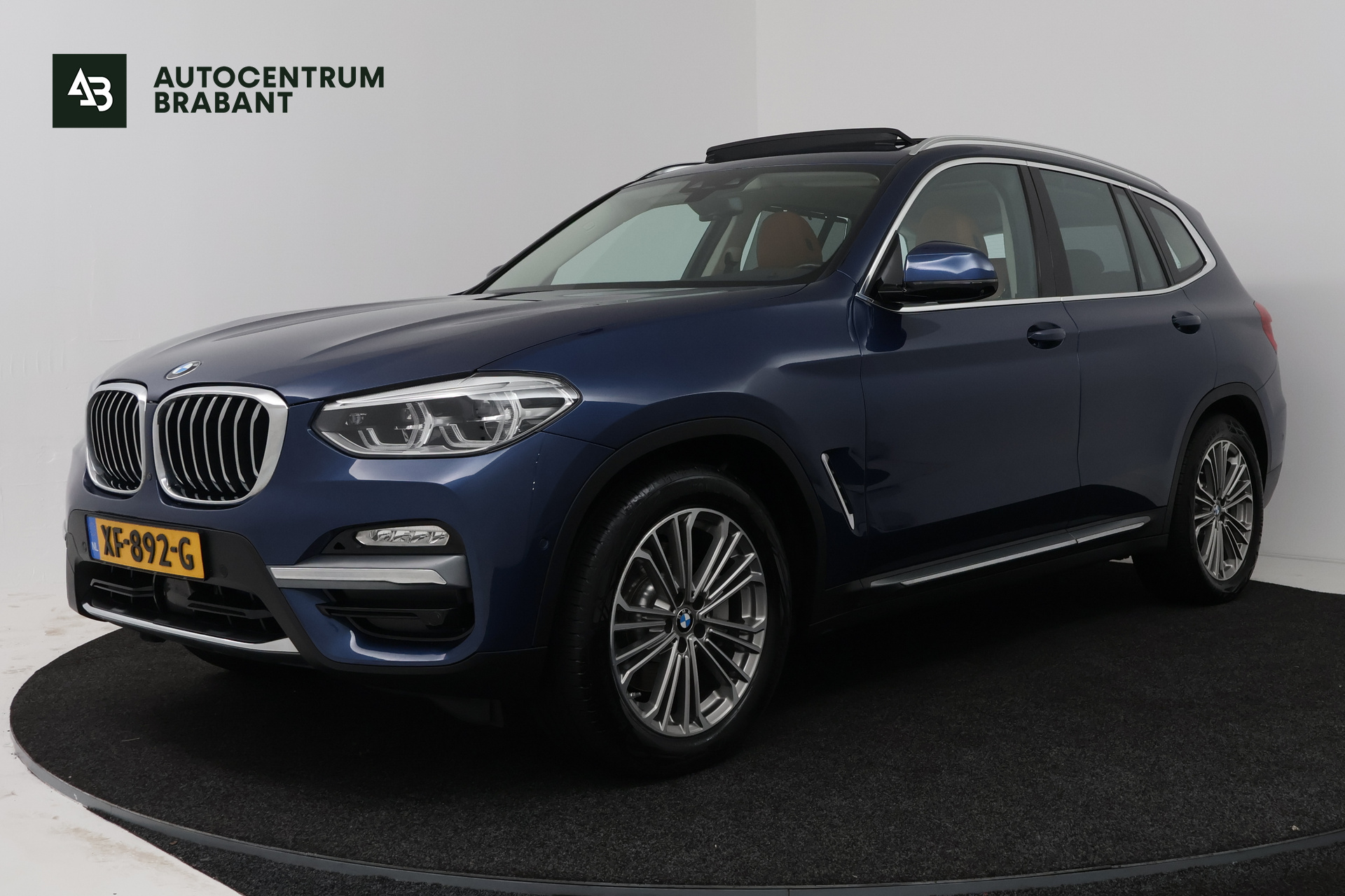 BMW X3 Xdrive30i xDrive30i High Executive (PANORAMADAK, TREKHAAK,STOELVERWARMING, CAMERA, NAVIGATIE, DEALER ONDERHOUDEN) 2019 - voorkant