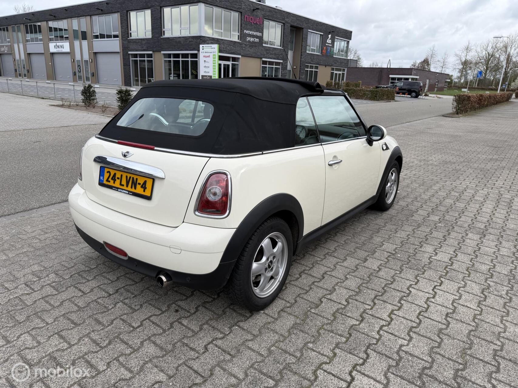 Foto van Mini Cooper Cabrio