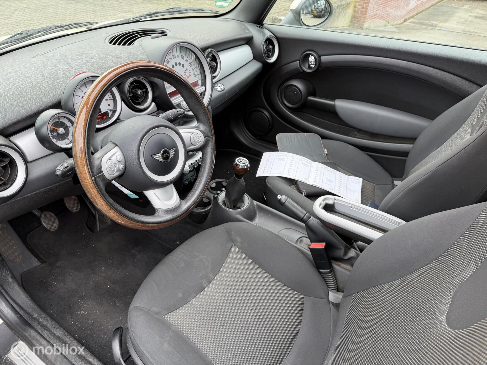 Foto van Mini Cooper Cabrio