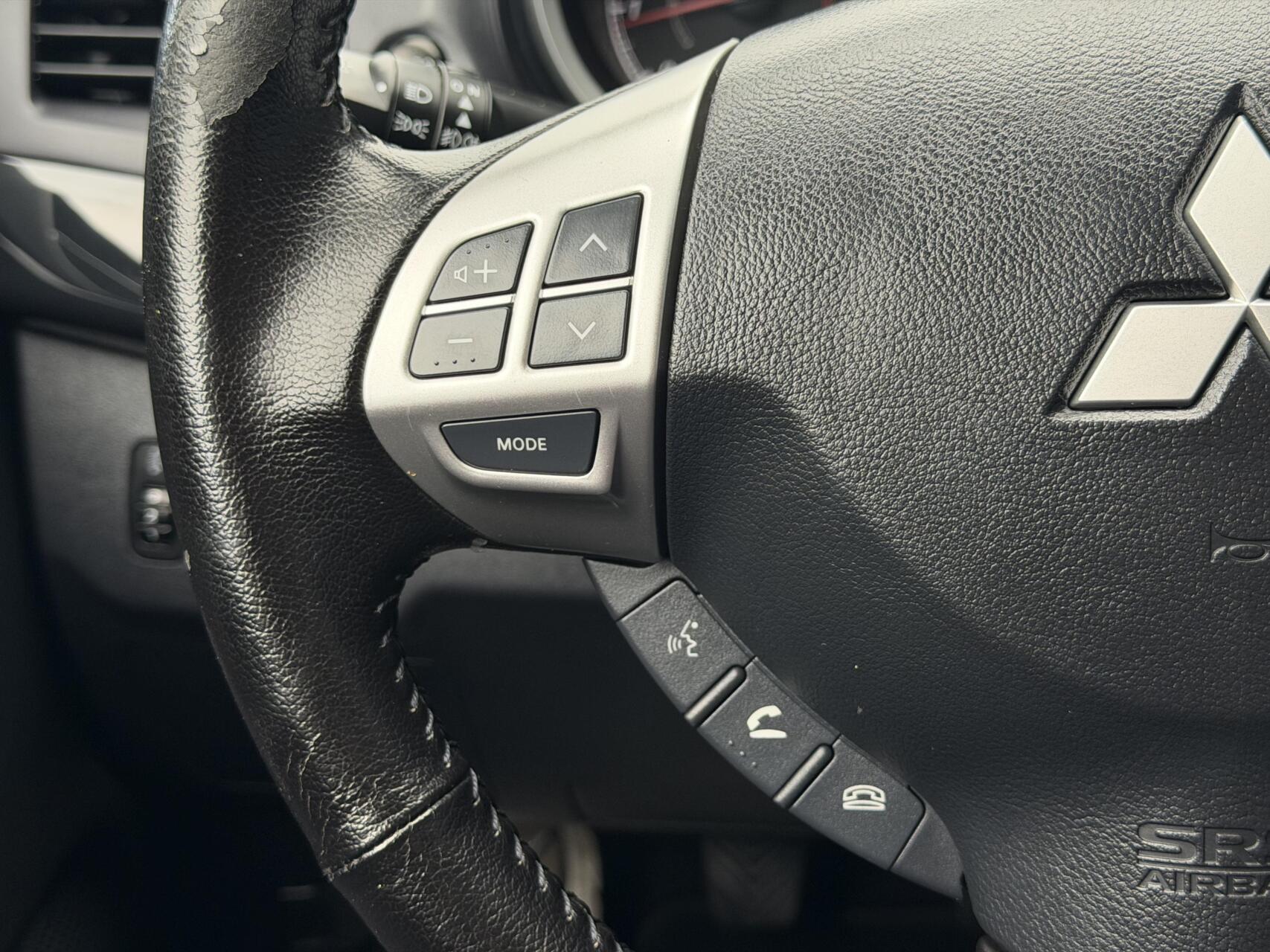 Foto van Mitsubishi Mitsubishi Lancer