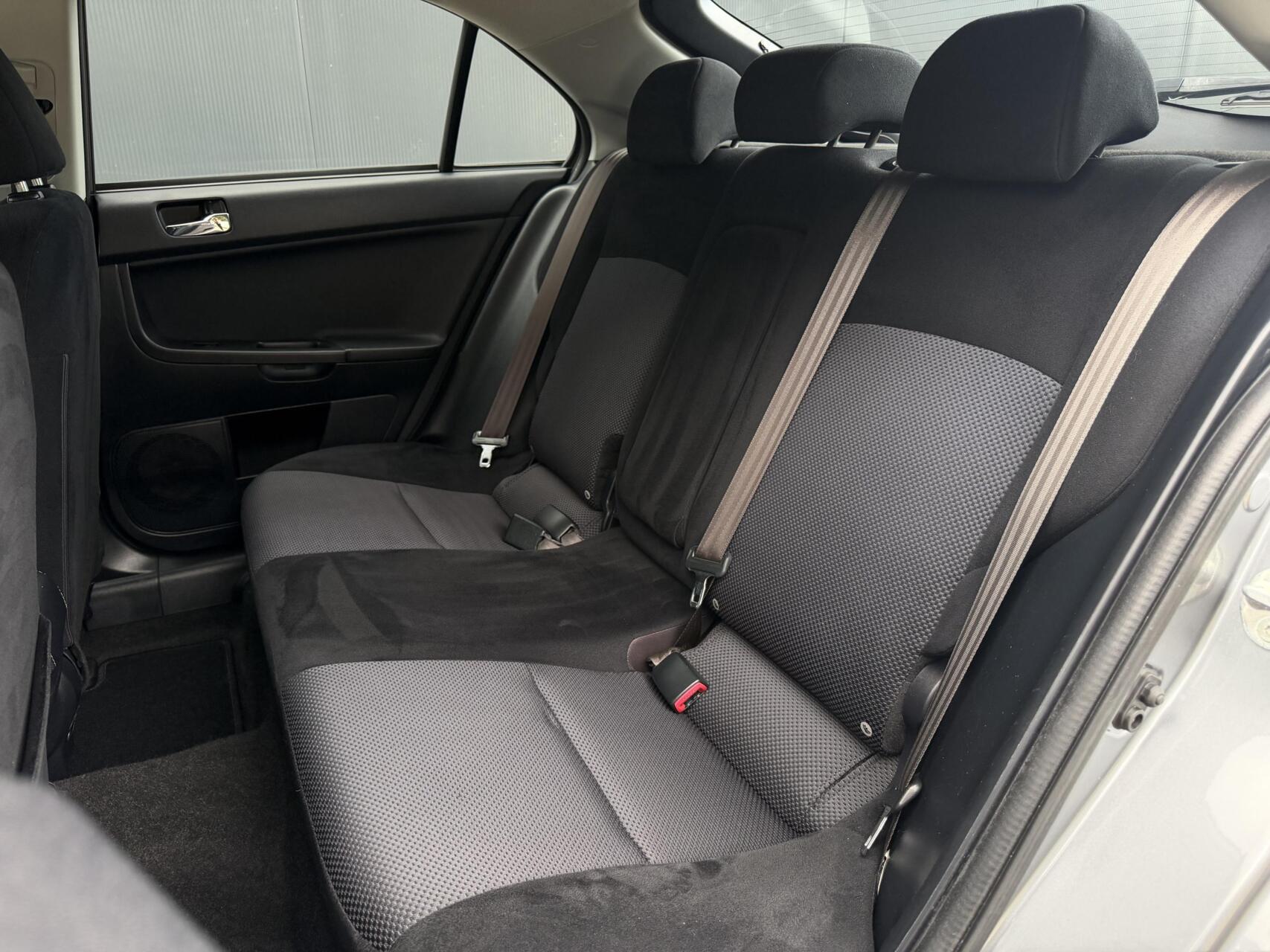 Foto van Mitsubishi Mitsubishi Lancer