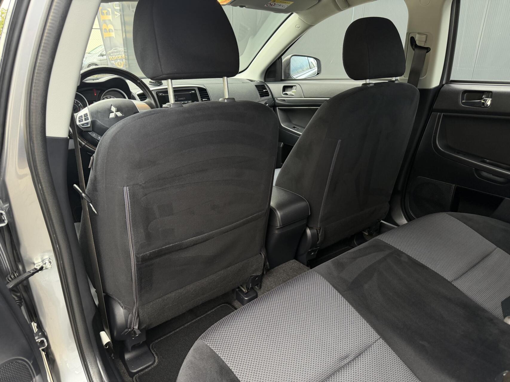 Foto van Mitsubishi Mitsubishi Lancer