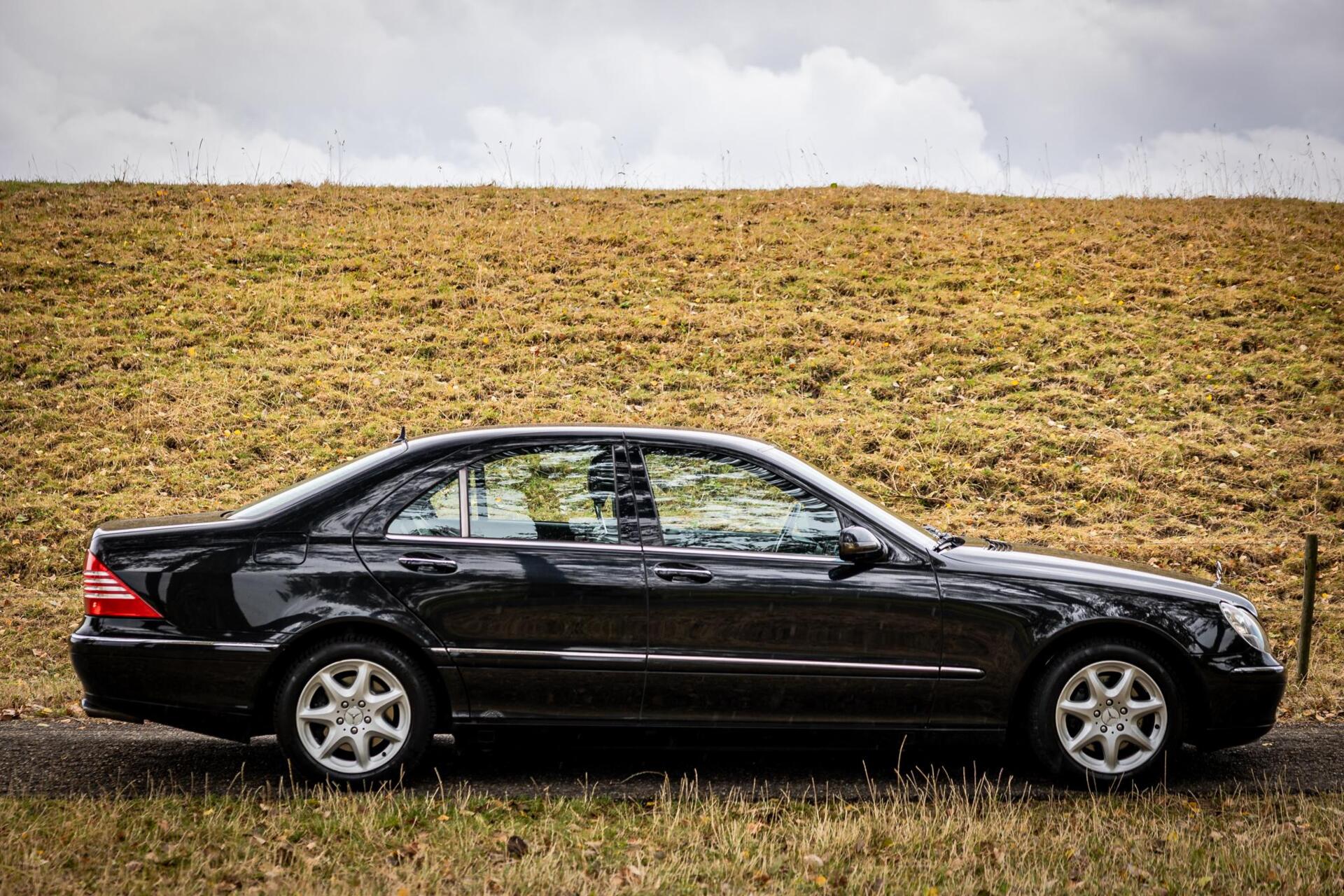 Foto van Mercedes-Benz S 320