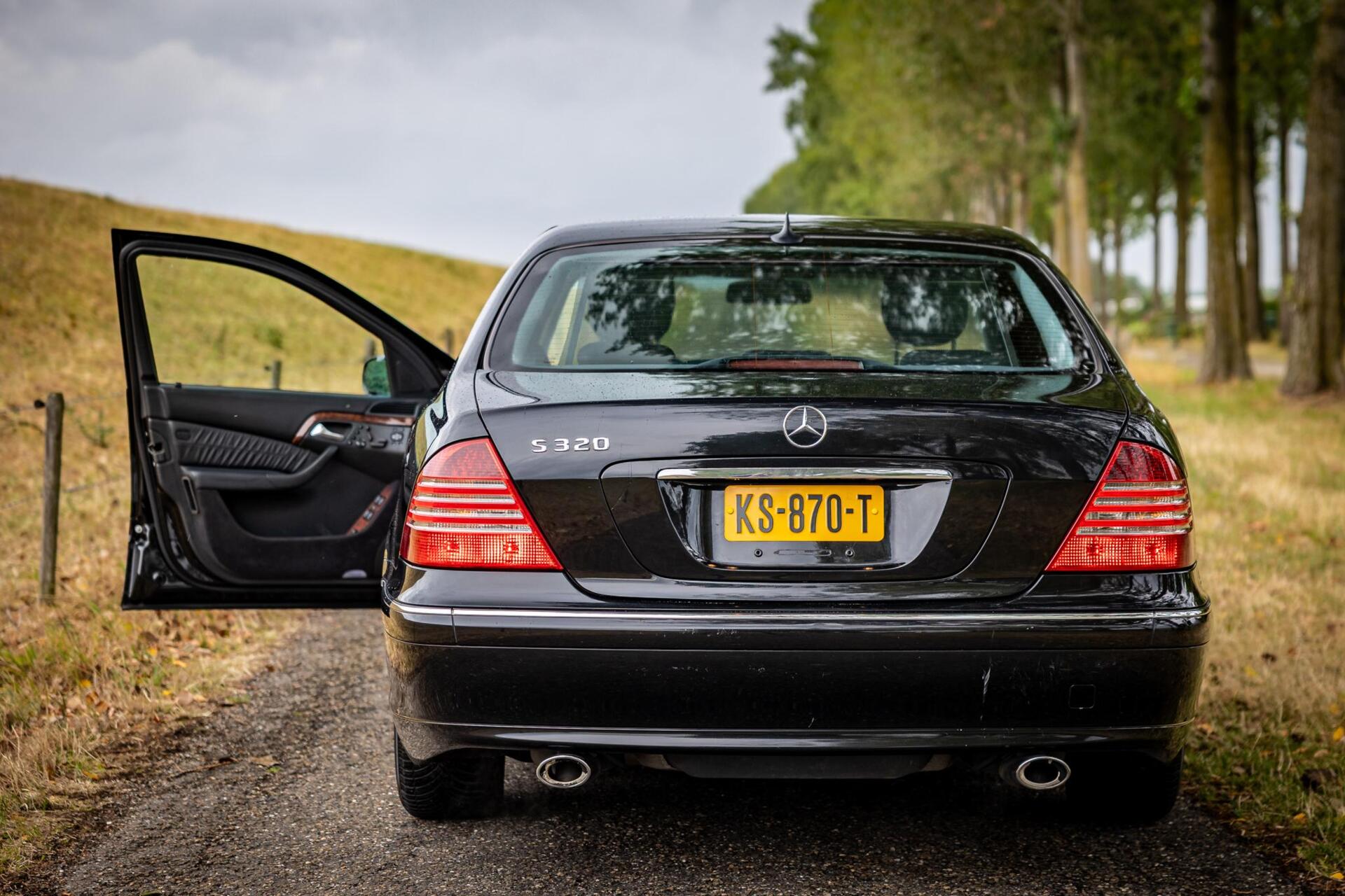 Foto van Mercedes-Benz S 320